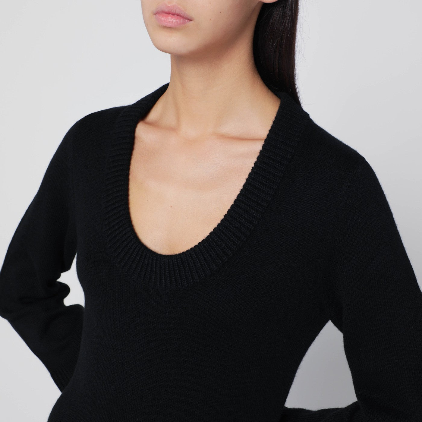 Abito lungo Ari nero in maglia