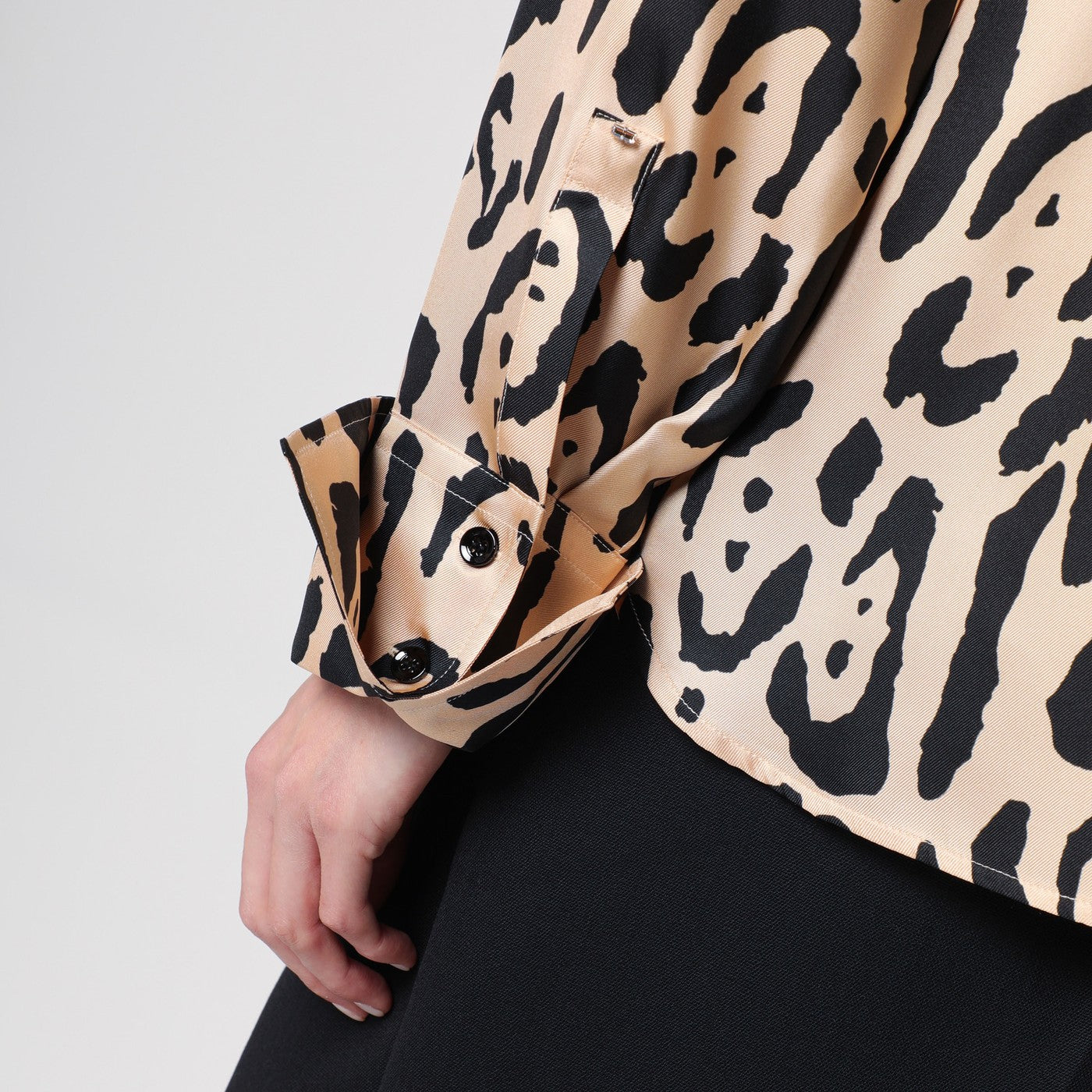 Bluse mit Animal-Print aus Seide