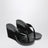 Roud Wedge in black suede