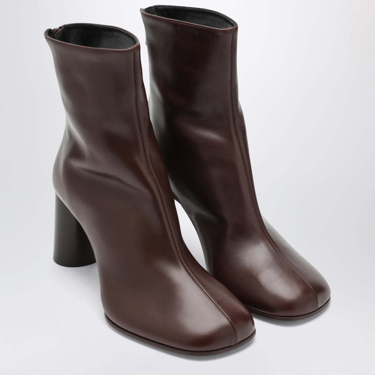 Bottines Tug en cuir couleur Plum Brown