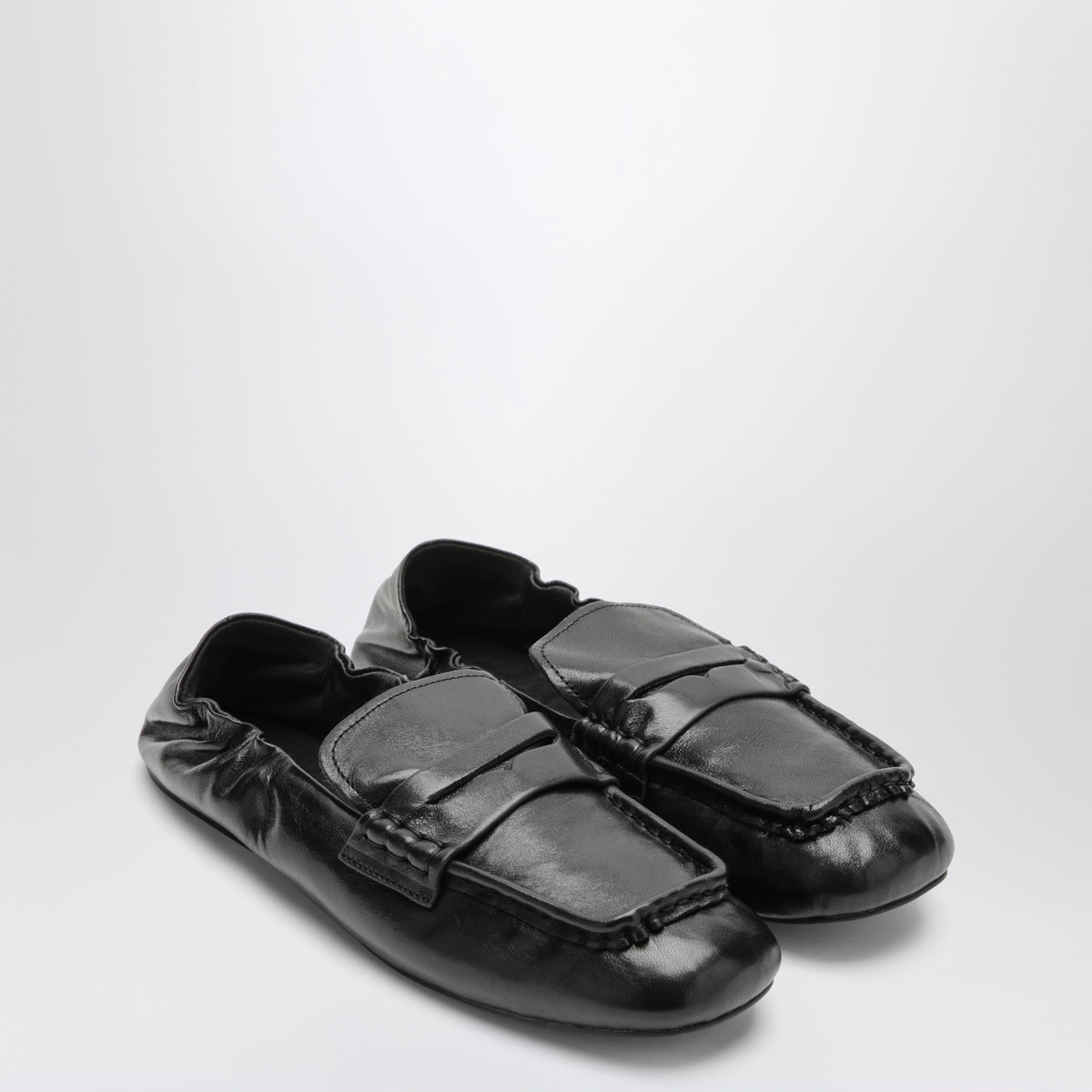 Ebenholzfarbene Astro Loafer aus Leder