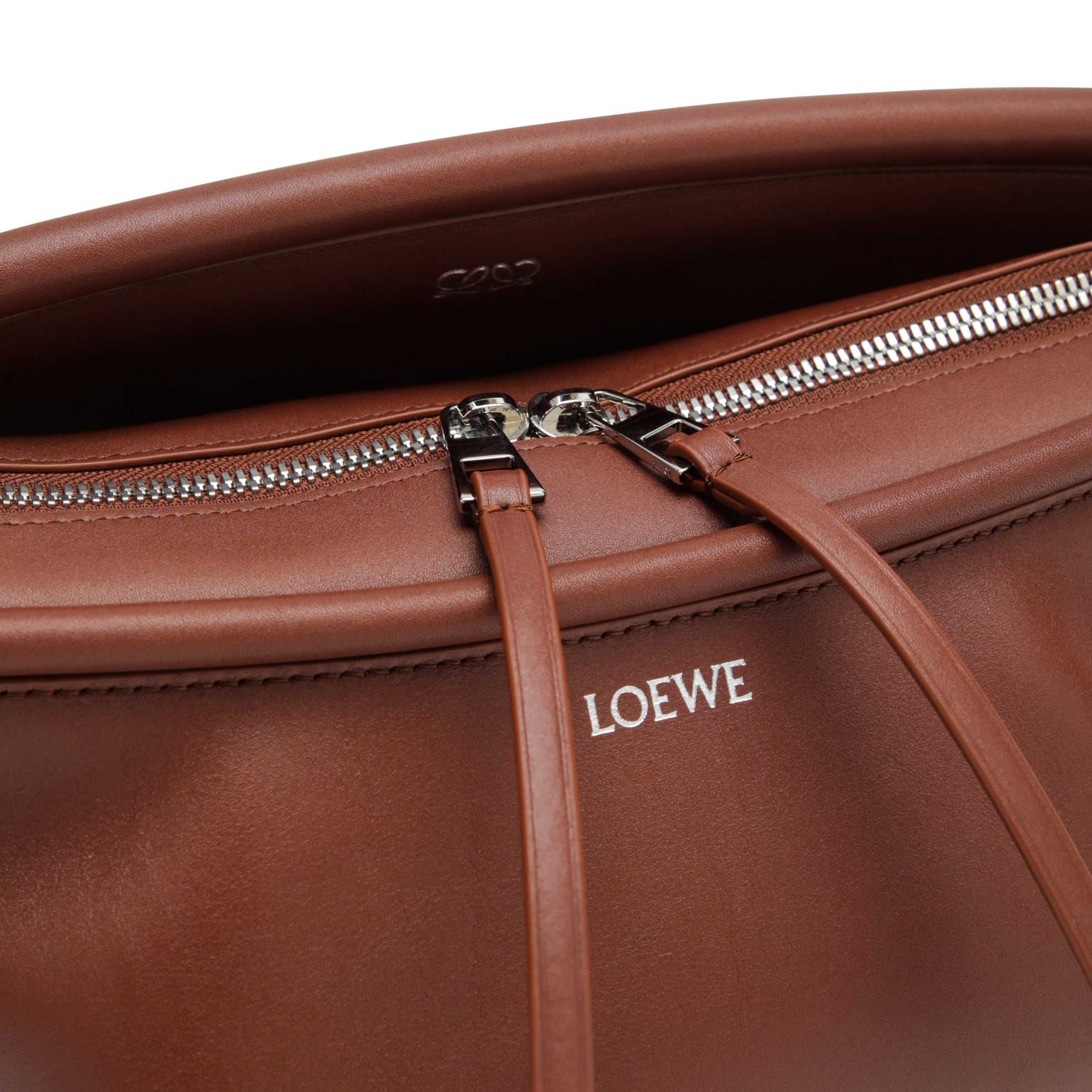 Sac Whisker petit format en cuir de veau cognac