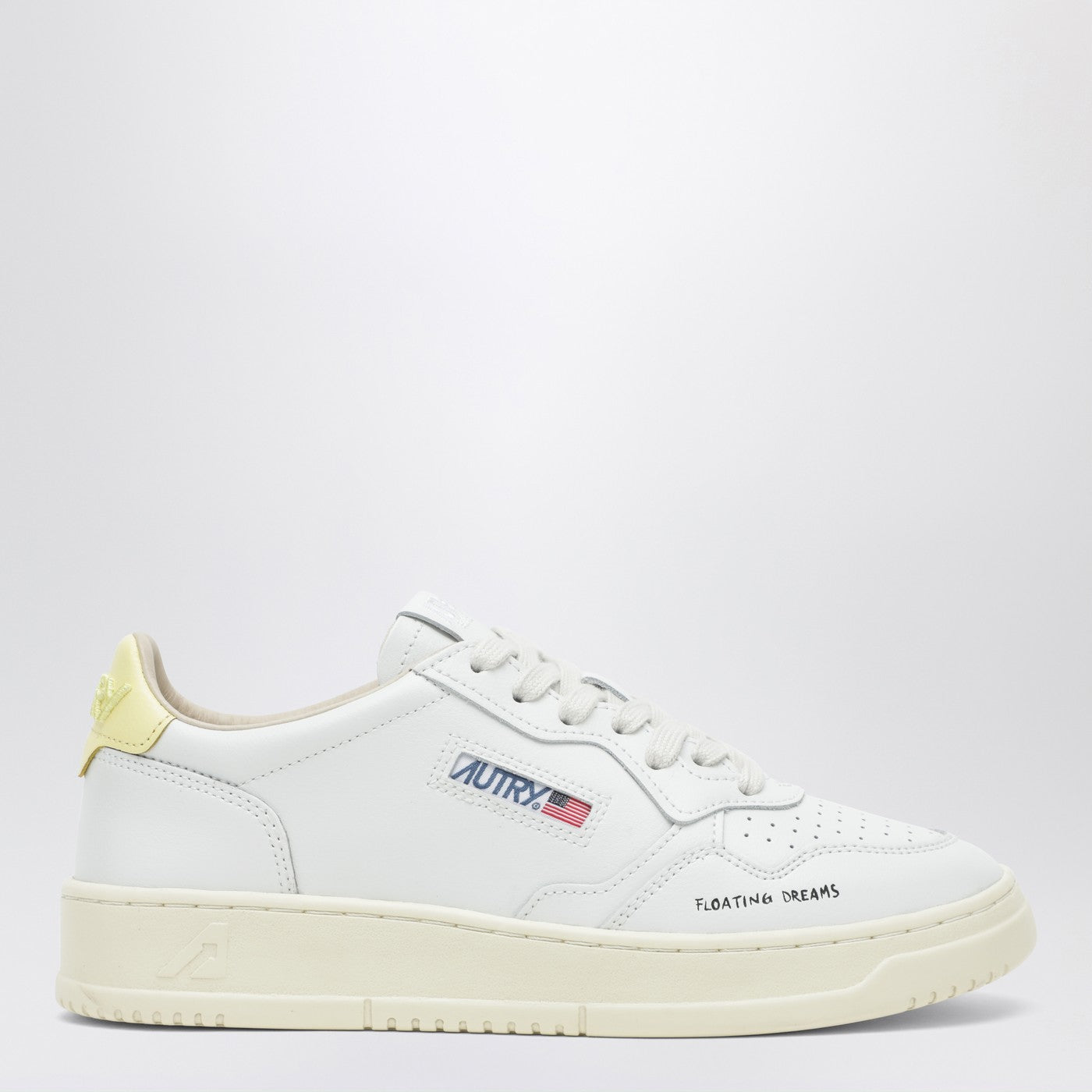 Medalist Low Sneakers in white/yellow “Floating Dreams”