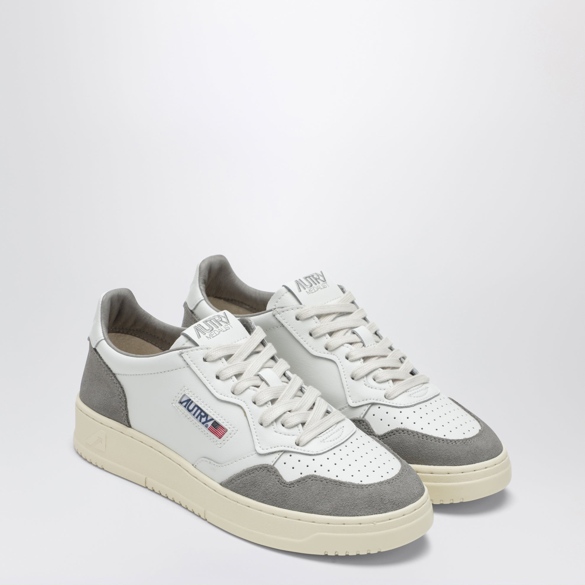 Medalist Low sneakers in white leather and grey suede
