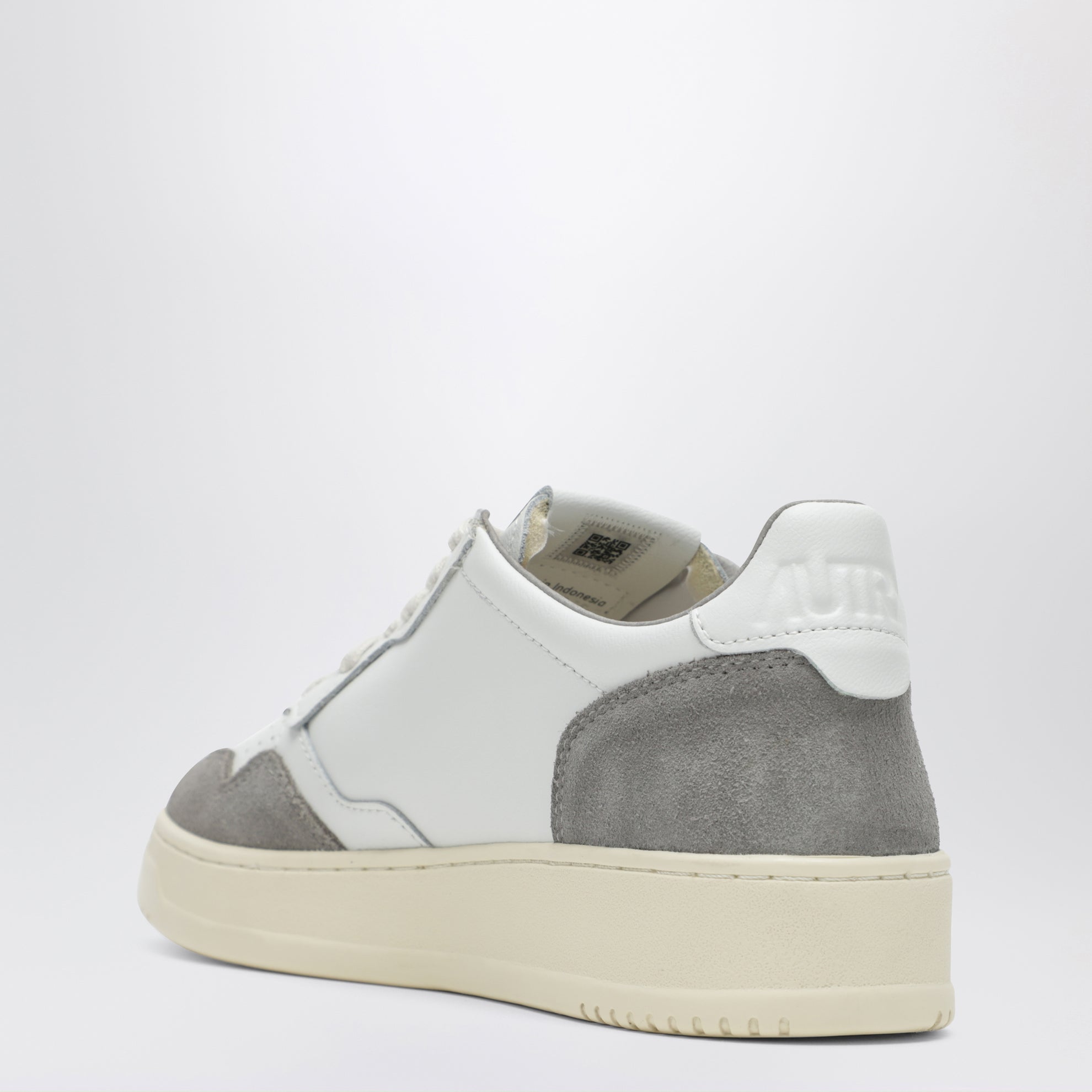 Medalist Low sneakers in white leather and grey suede