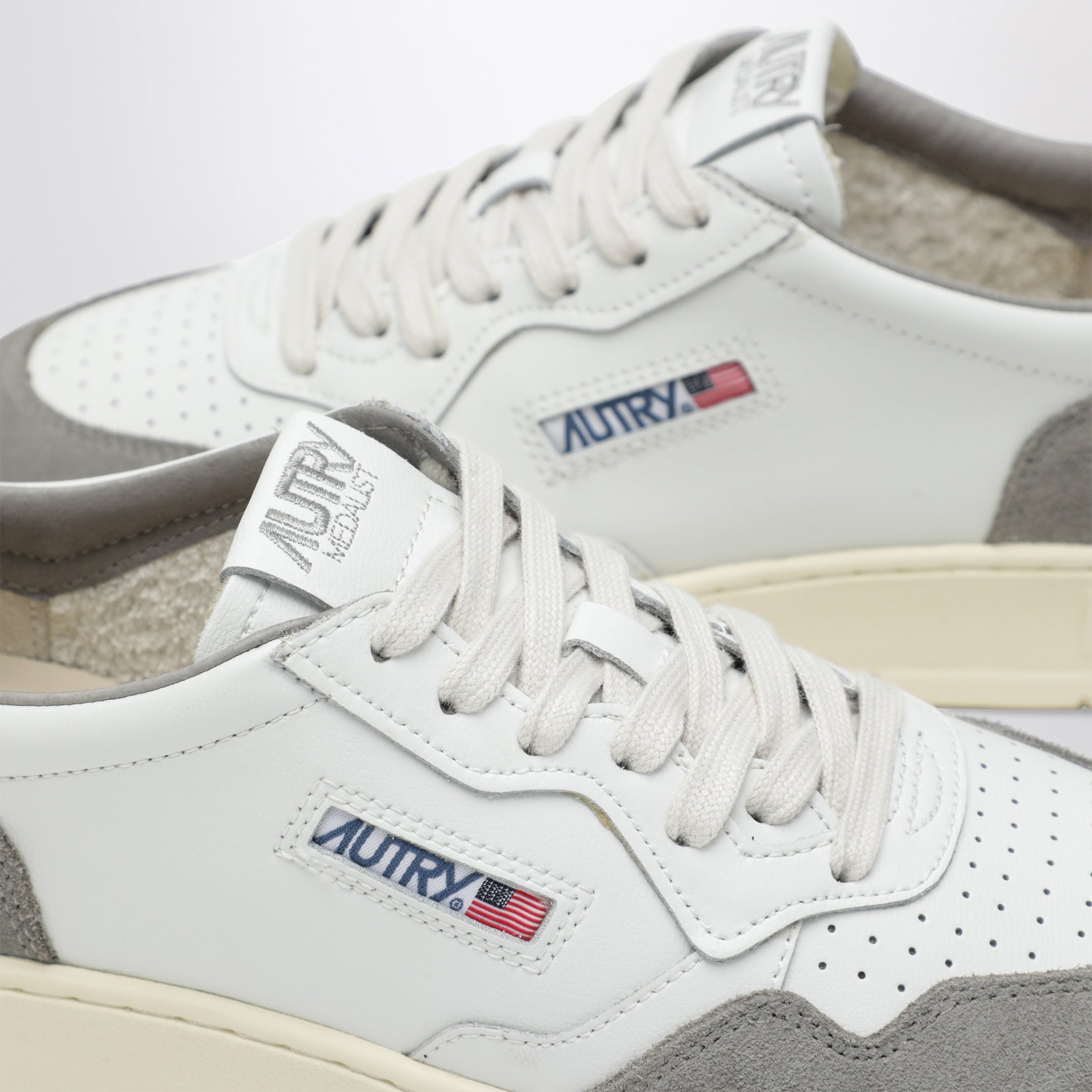 Medalist Low sneakers in white leather and grey suede