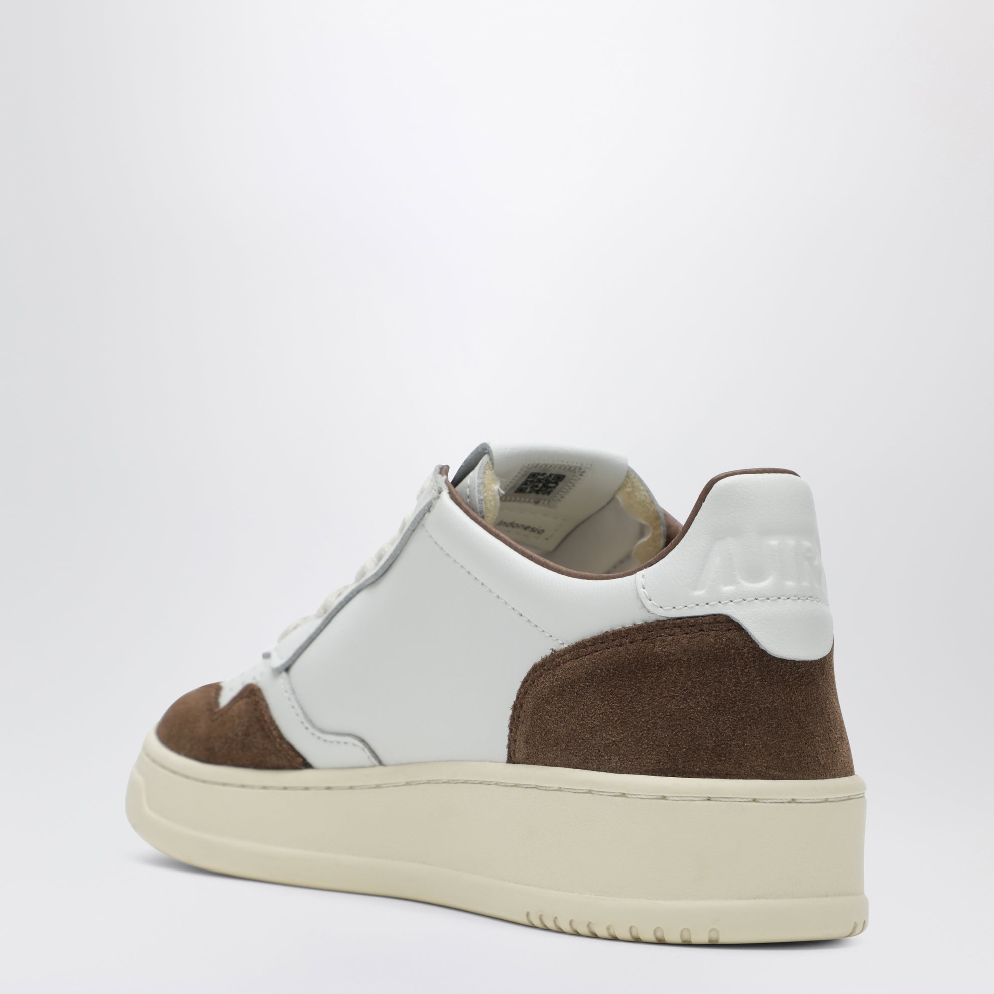 Medalist Low sneakers in white leather and tundra suede