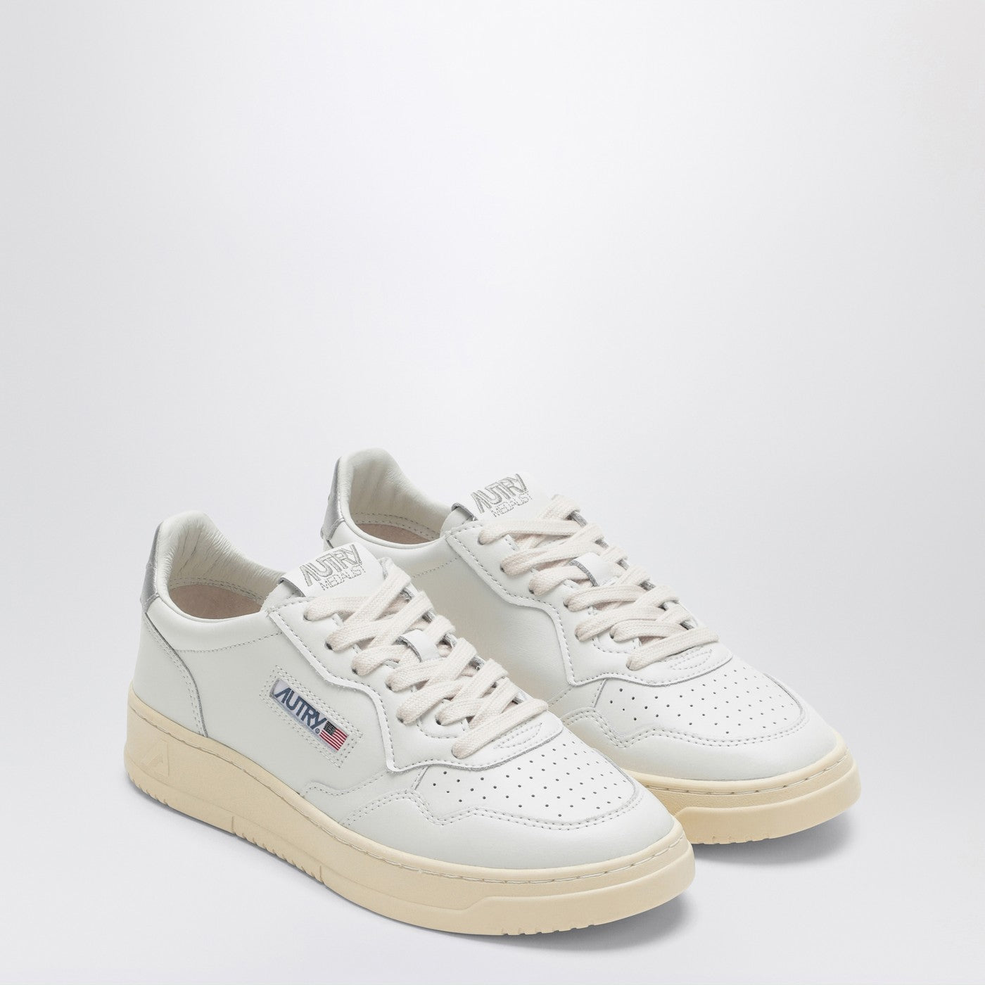 Basket Medalist blanc/argent