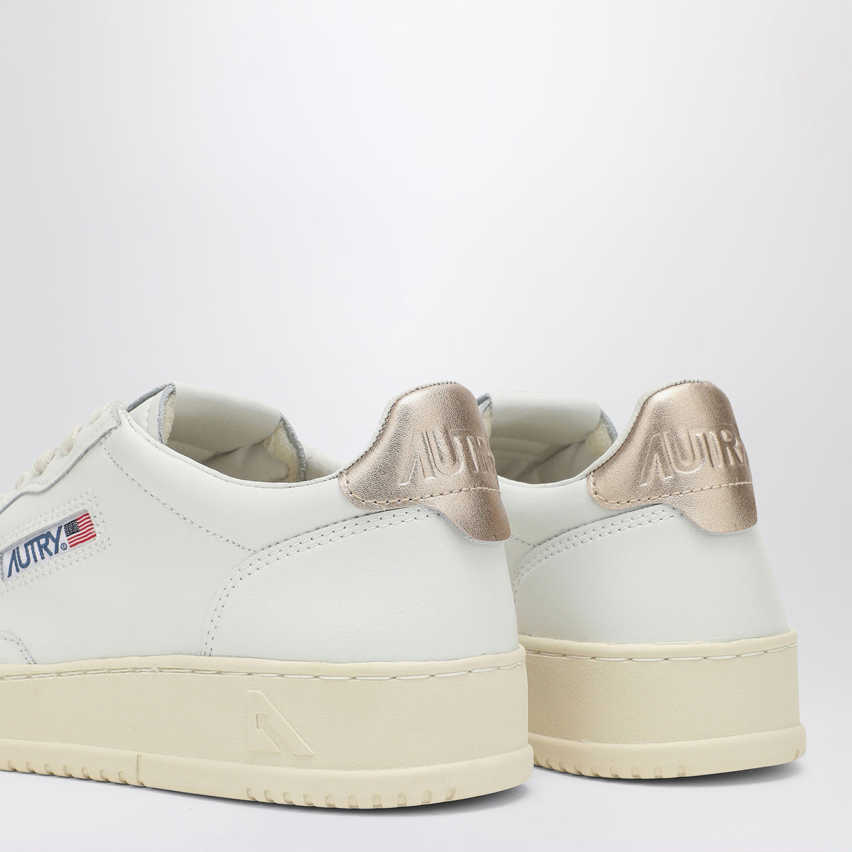 Sneakers Medalist Low blanches/dorées en cuir