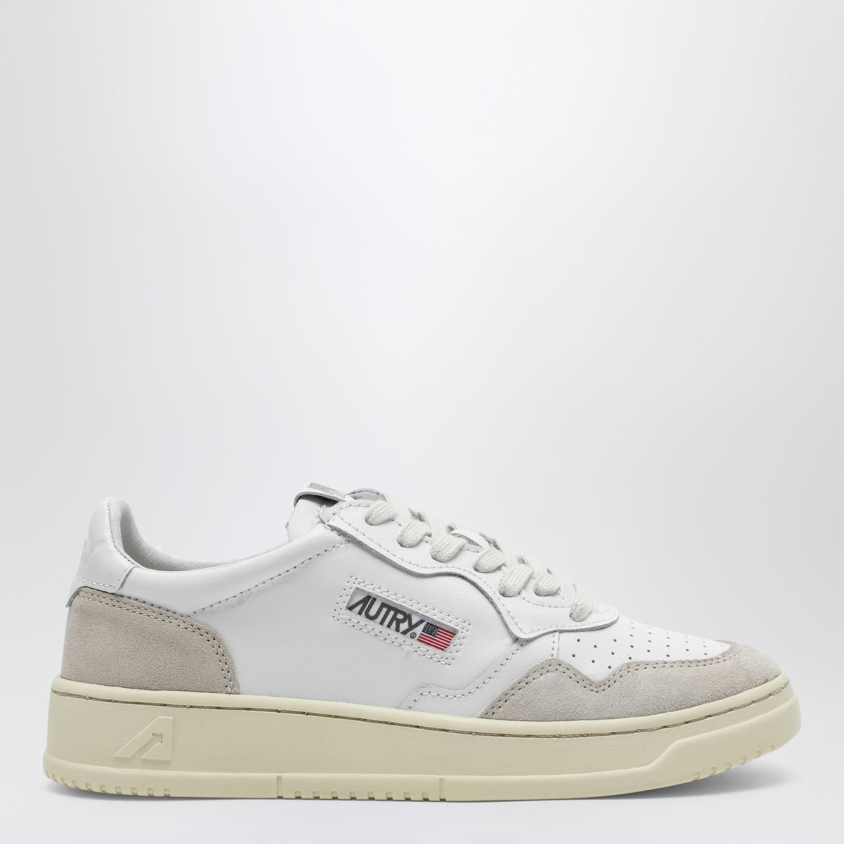 Sneakers Medalist Low blanches en cuir et daim