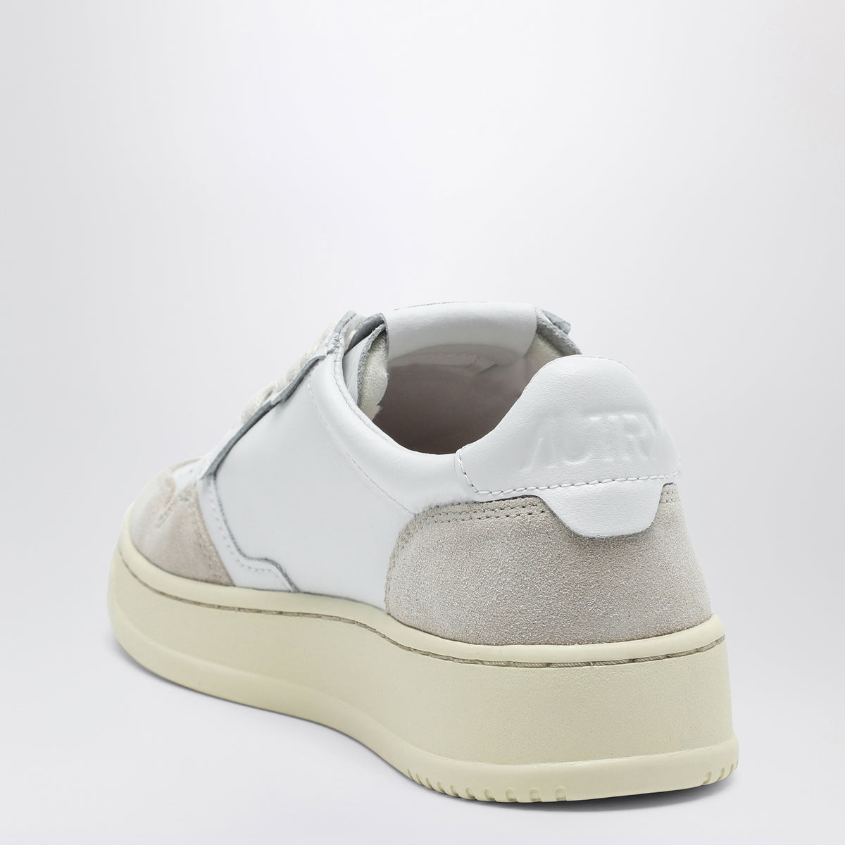 Sneakers Medalist Low blanches en cuir et daim