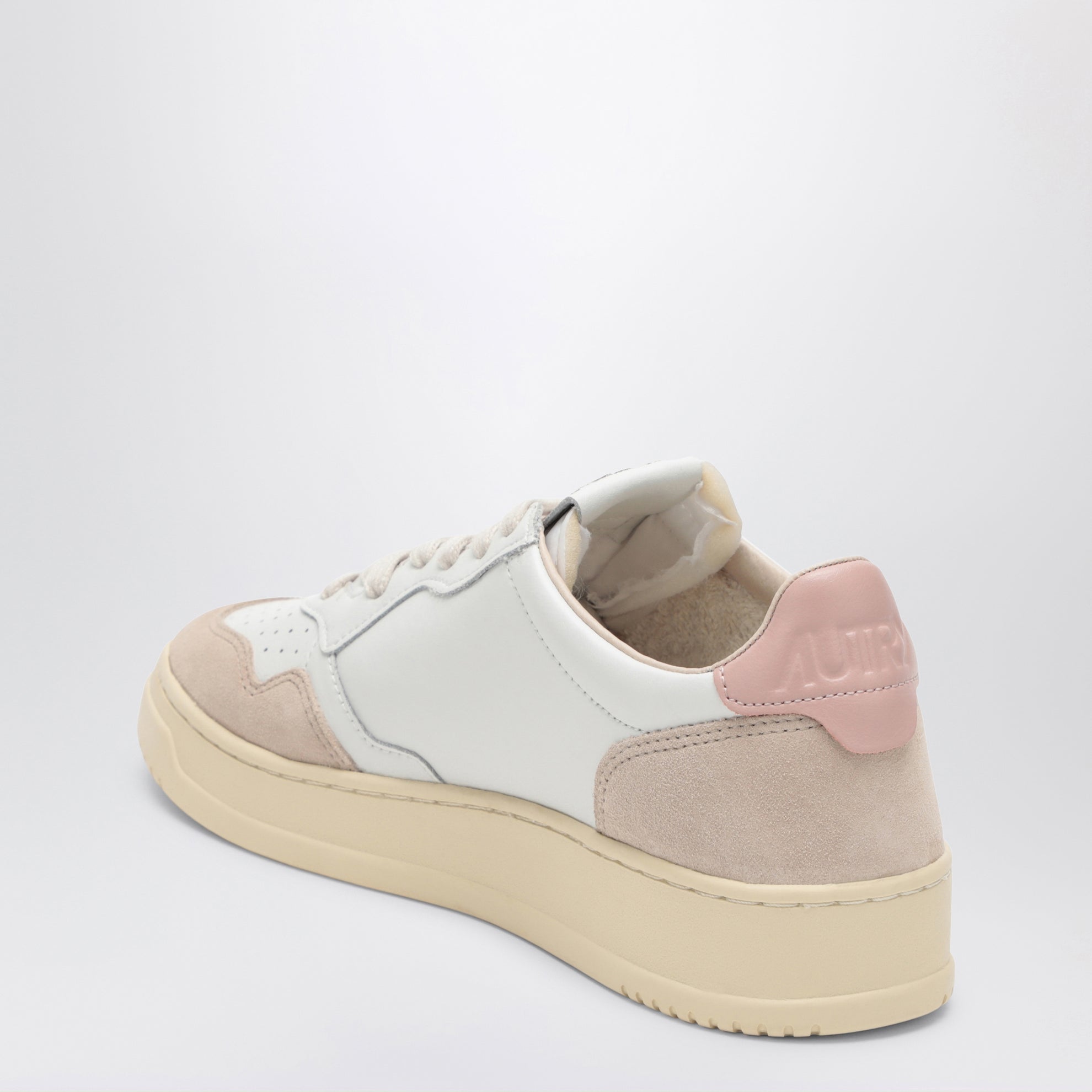 Medalist Low Sneakers aus weißem/roséfarbenem Leder und Veloursleder