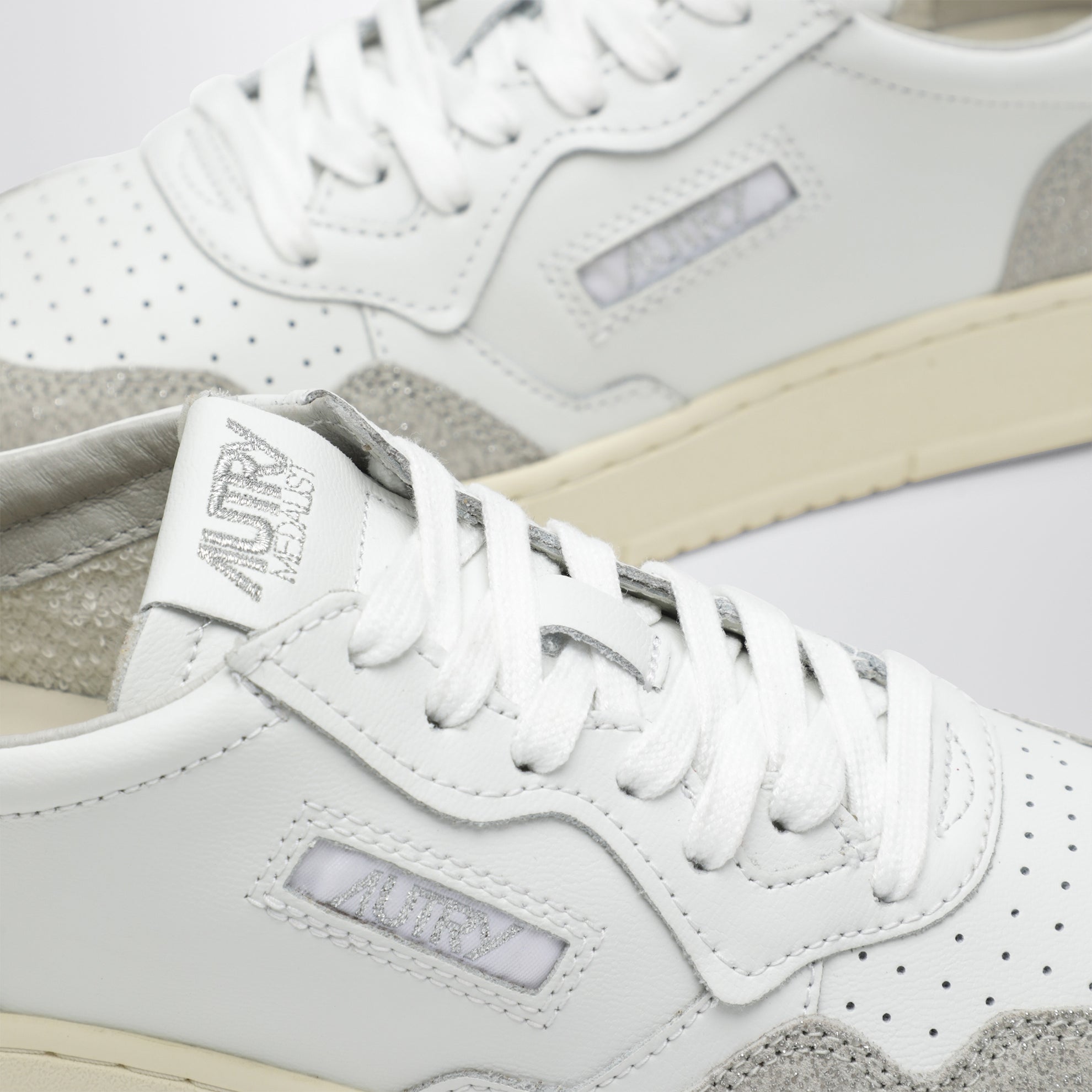 Medalist Low sneakers in white leather and glitter suede