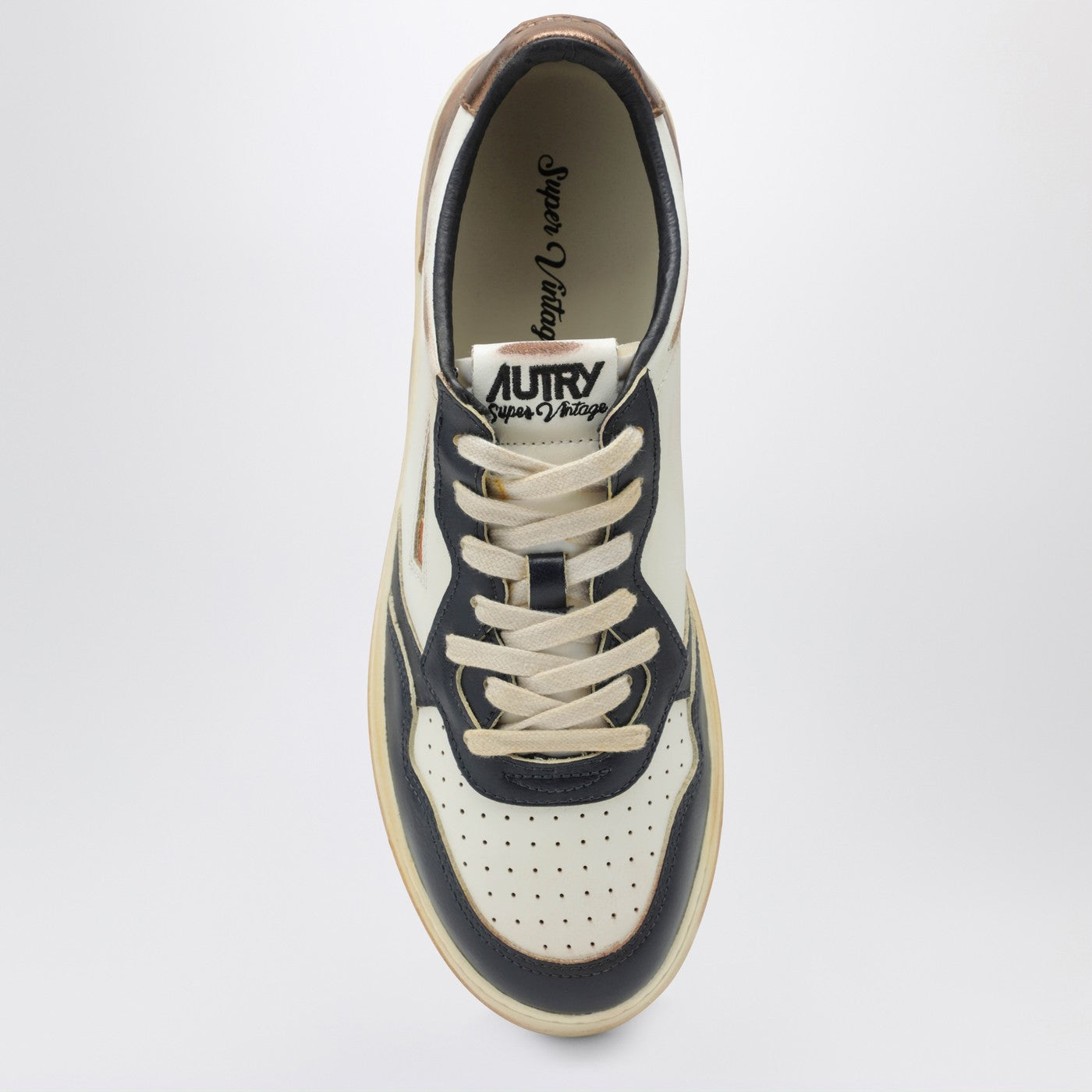 Medalist Low Super Vintage Sneakers in white blue copper
