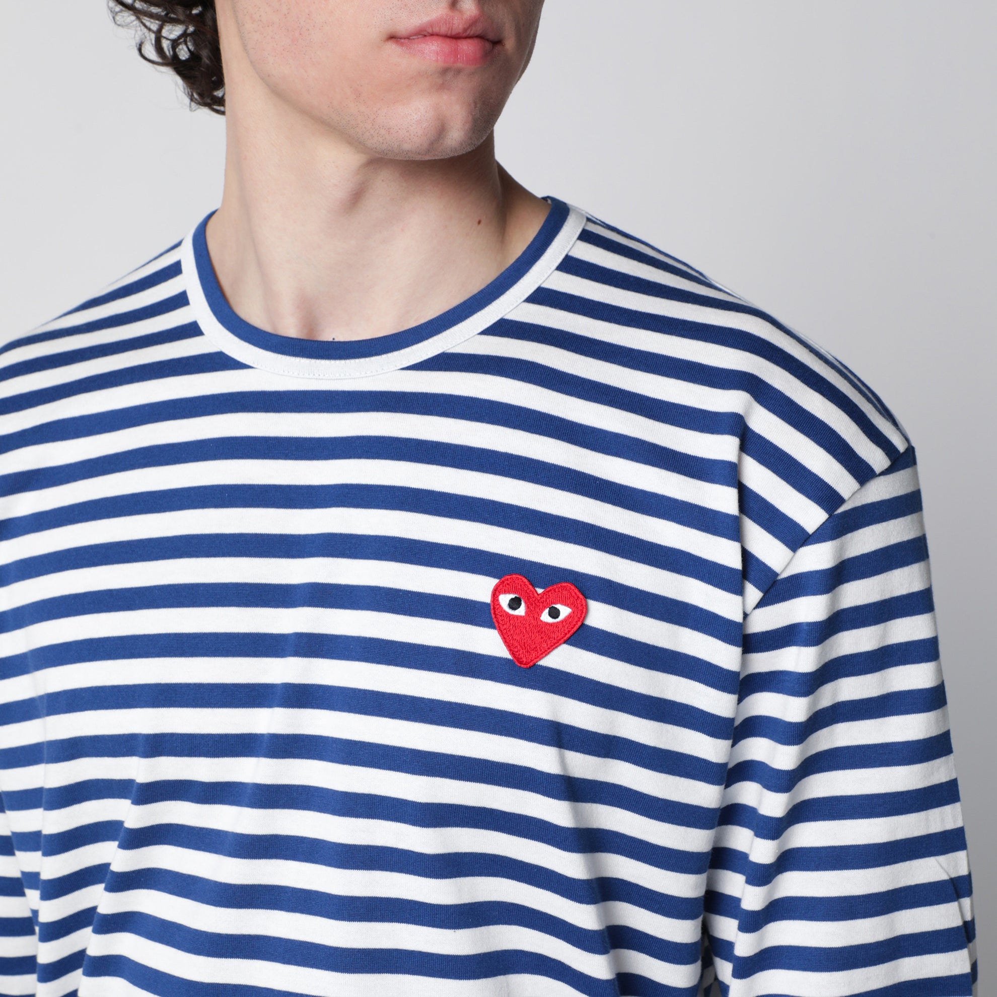 Maglia a righe blu navy/bianca in cotone