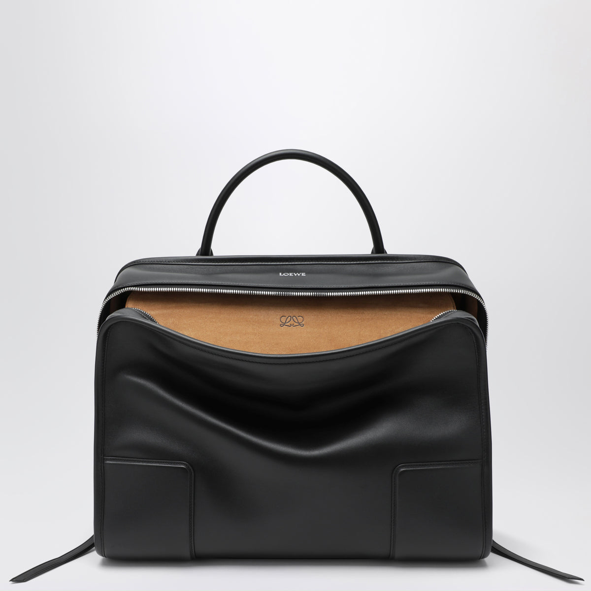 Amazona 180 XL black calfskin bag