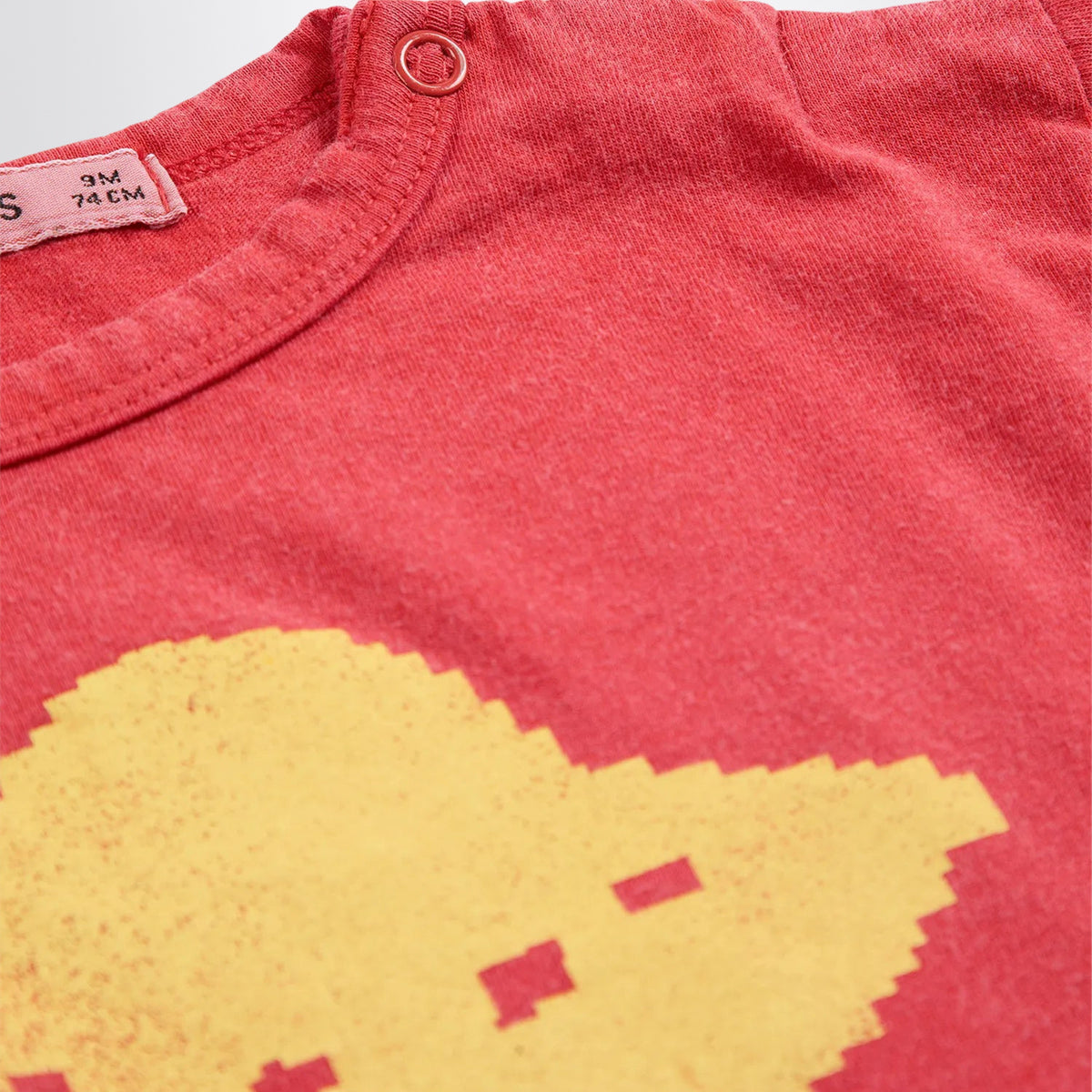 T-shirt Red Pixel Abduction en coton biologique