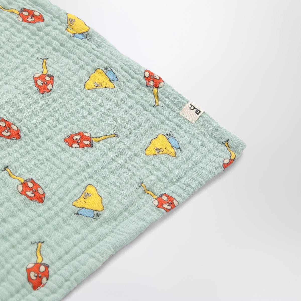 Light green cotton muslin blanket