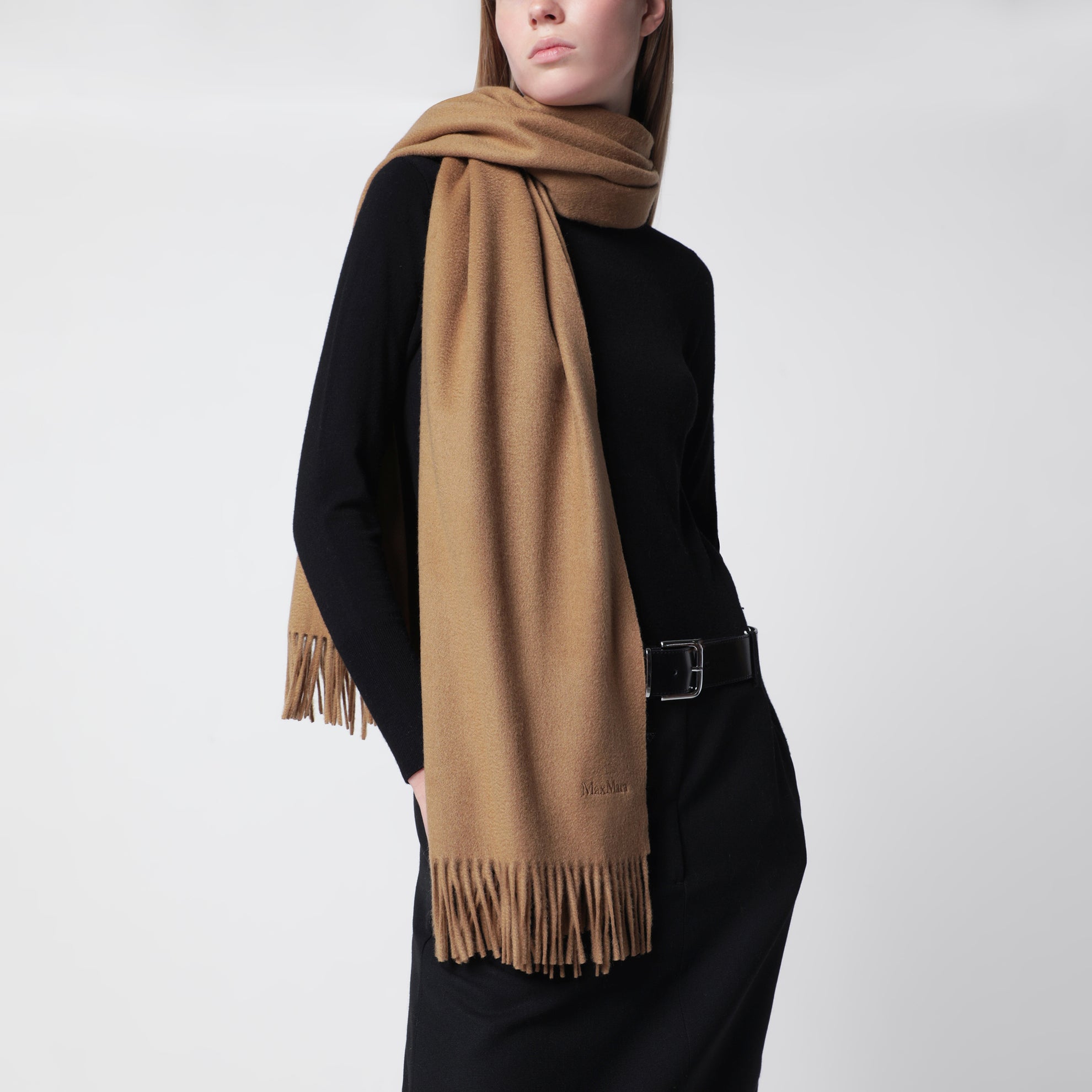 Sciarpa color cammello in cashmere