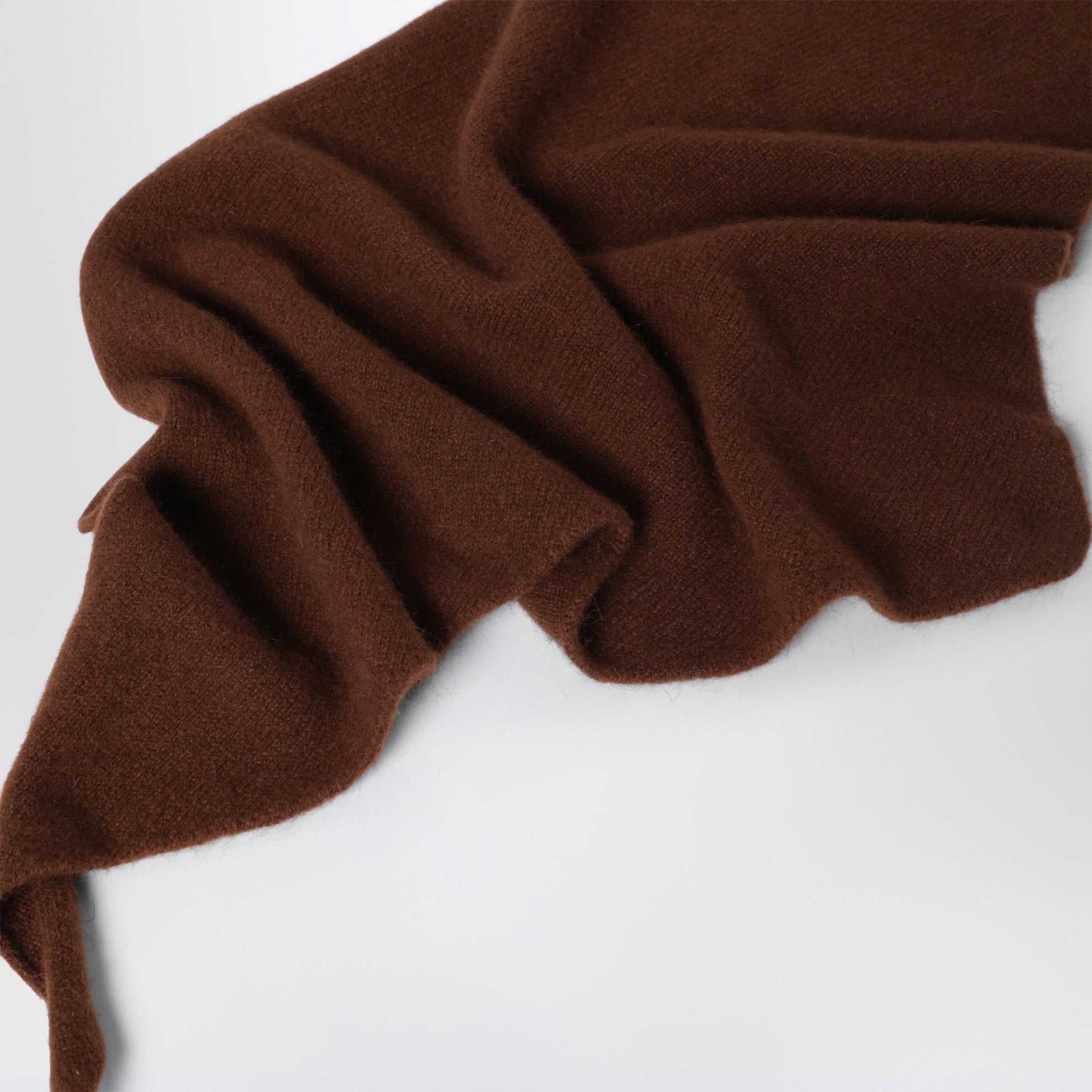 Bandana in wool and Caregora in Walnut