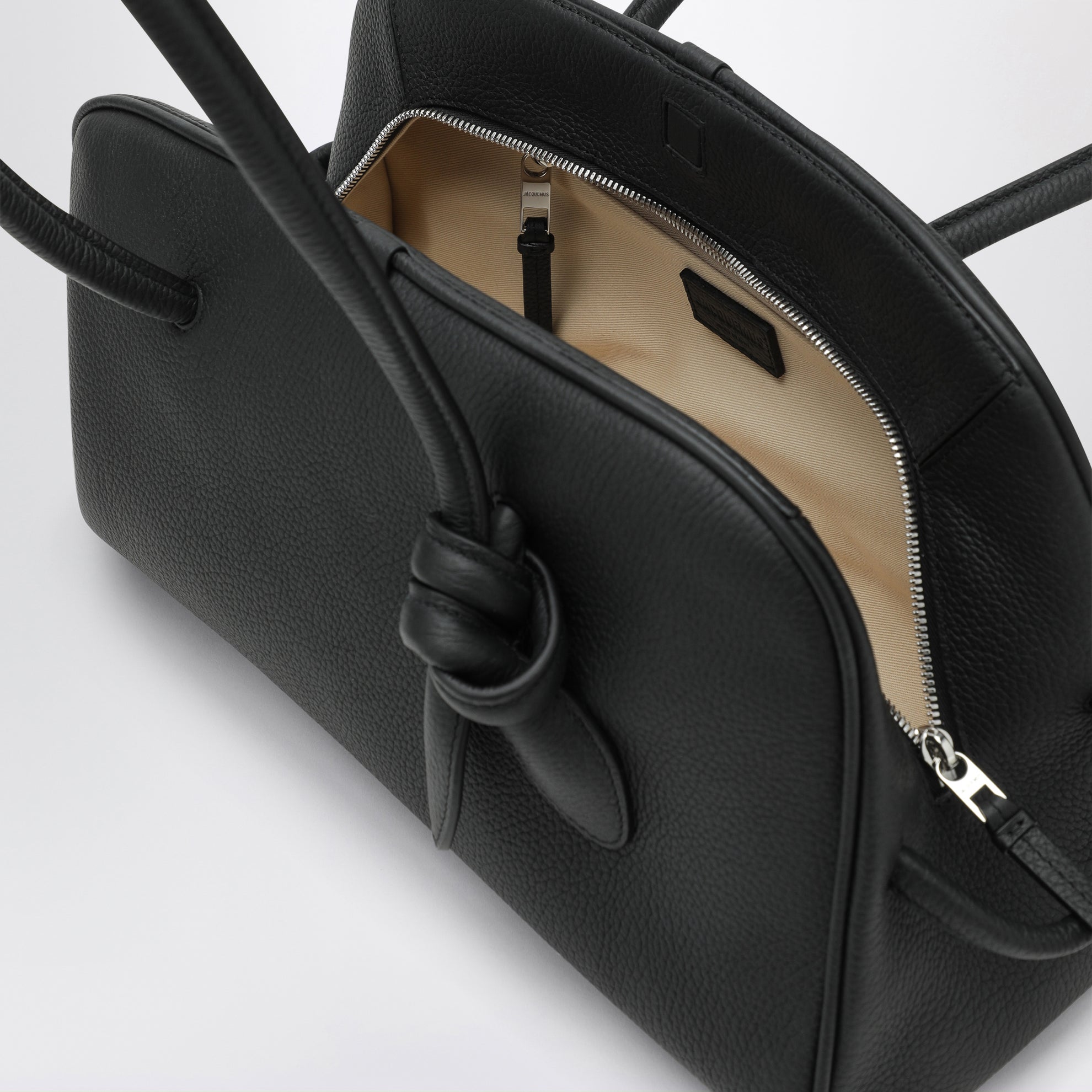 Medium Turismo bag in black leather