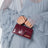 mini sac en cuir bordeaux pour enfants