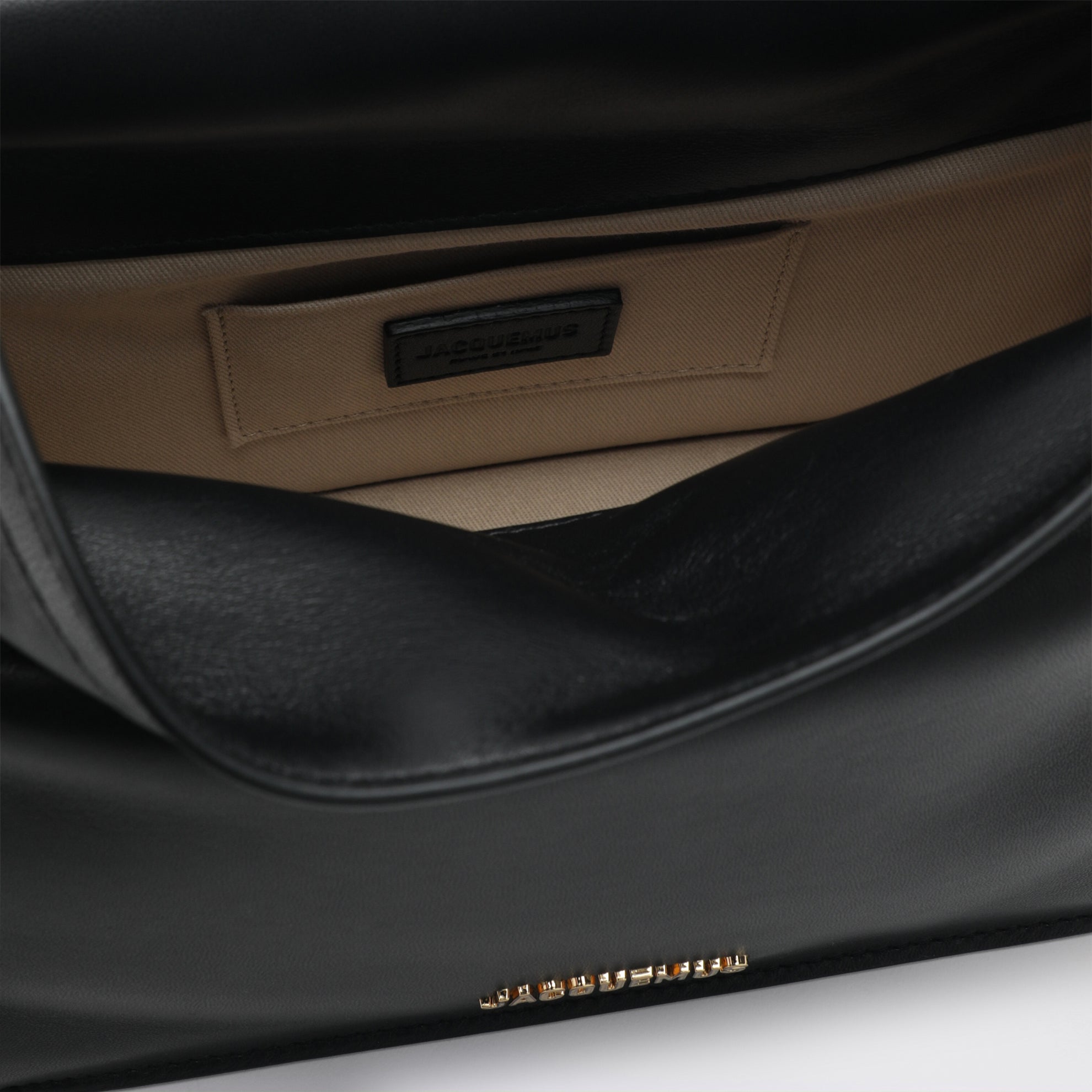 Pochette Rond Carré nera