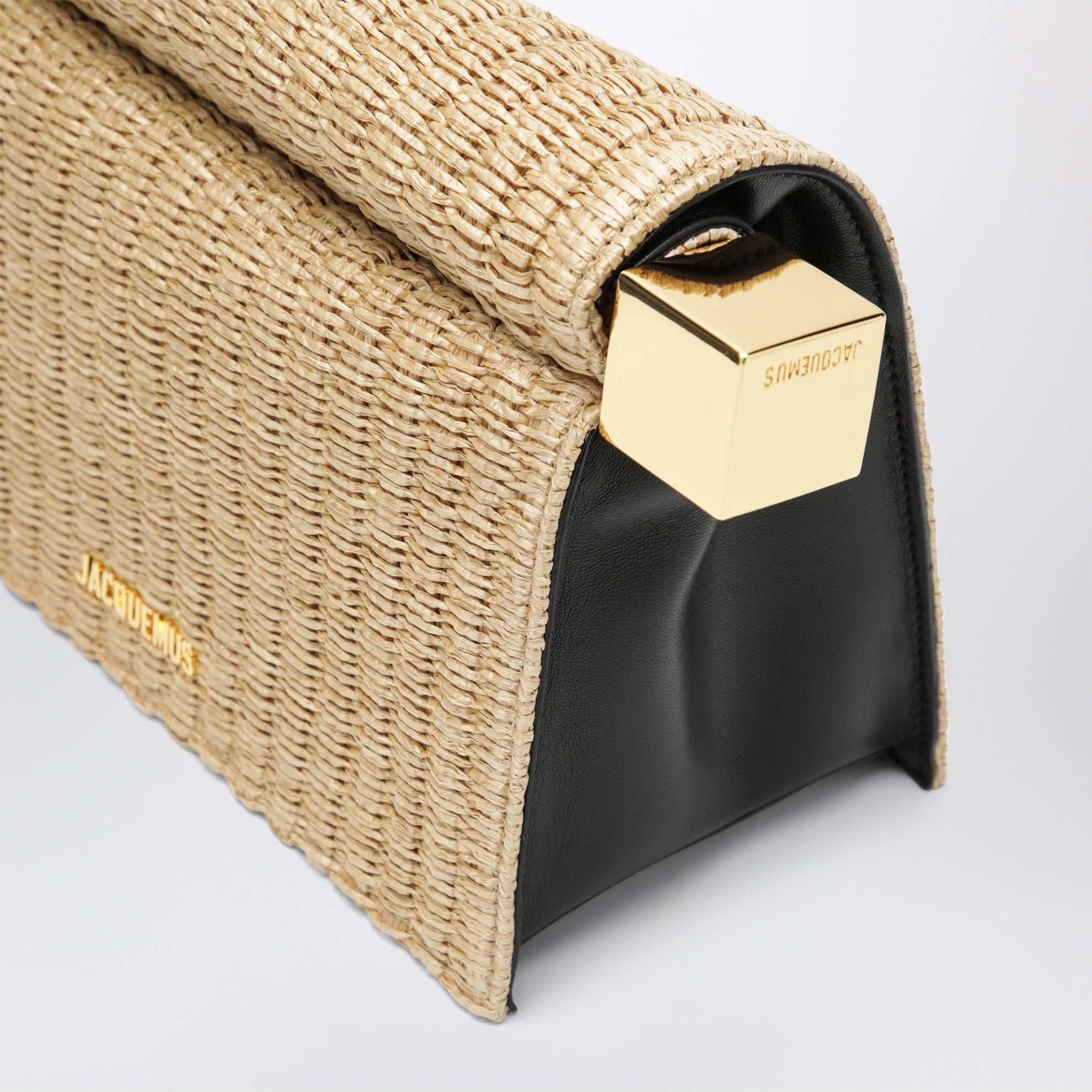 Pochette Rond Carré effetto rafia intrecciata