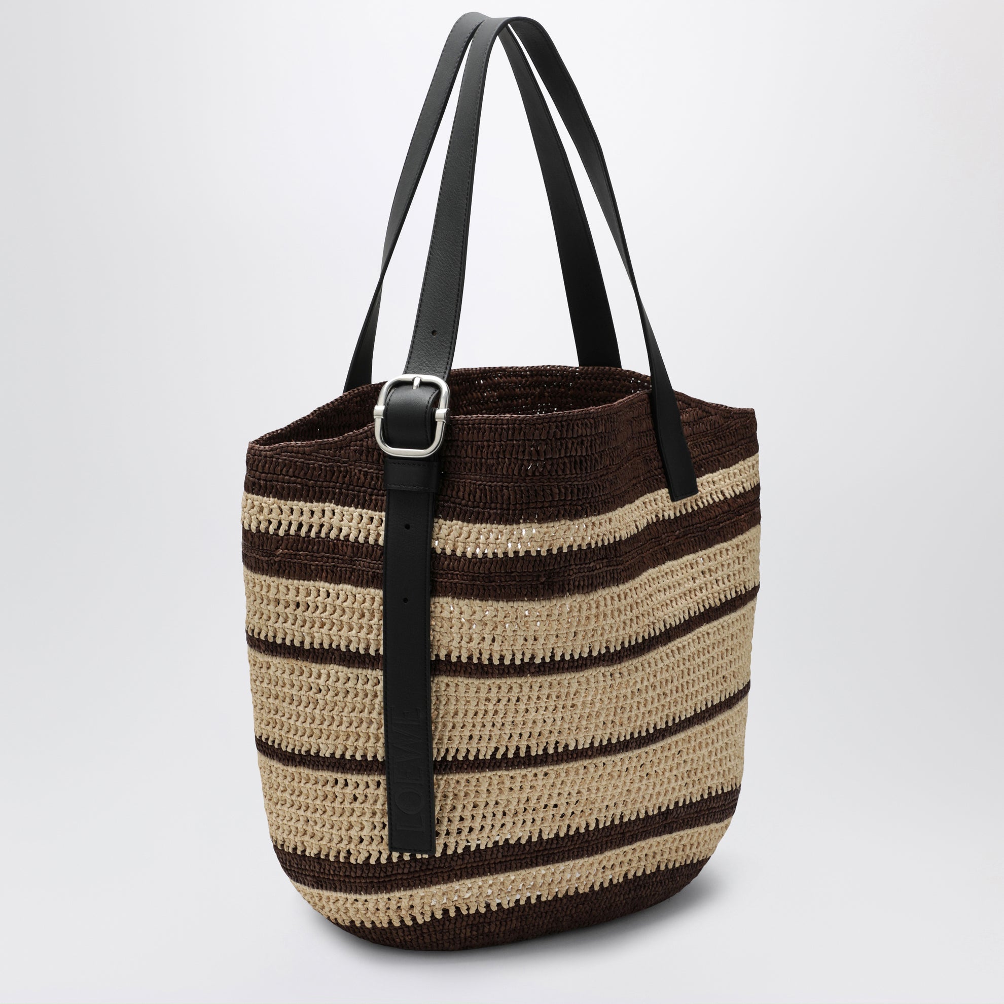 Loop Tasche aus Raffia mit Streifen in Schokolade/Natur