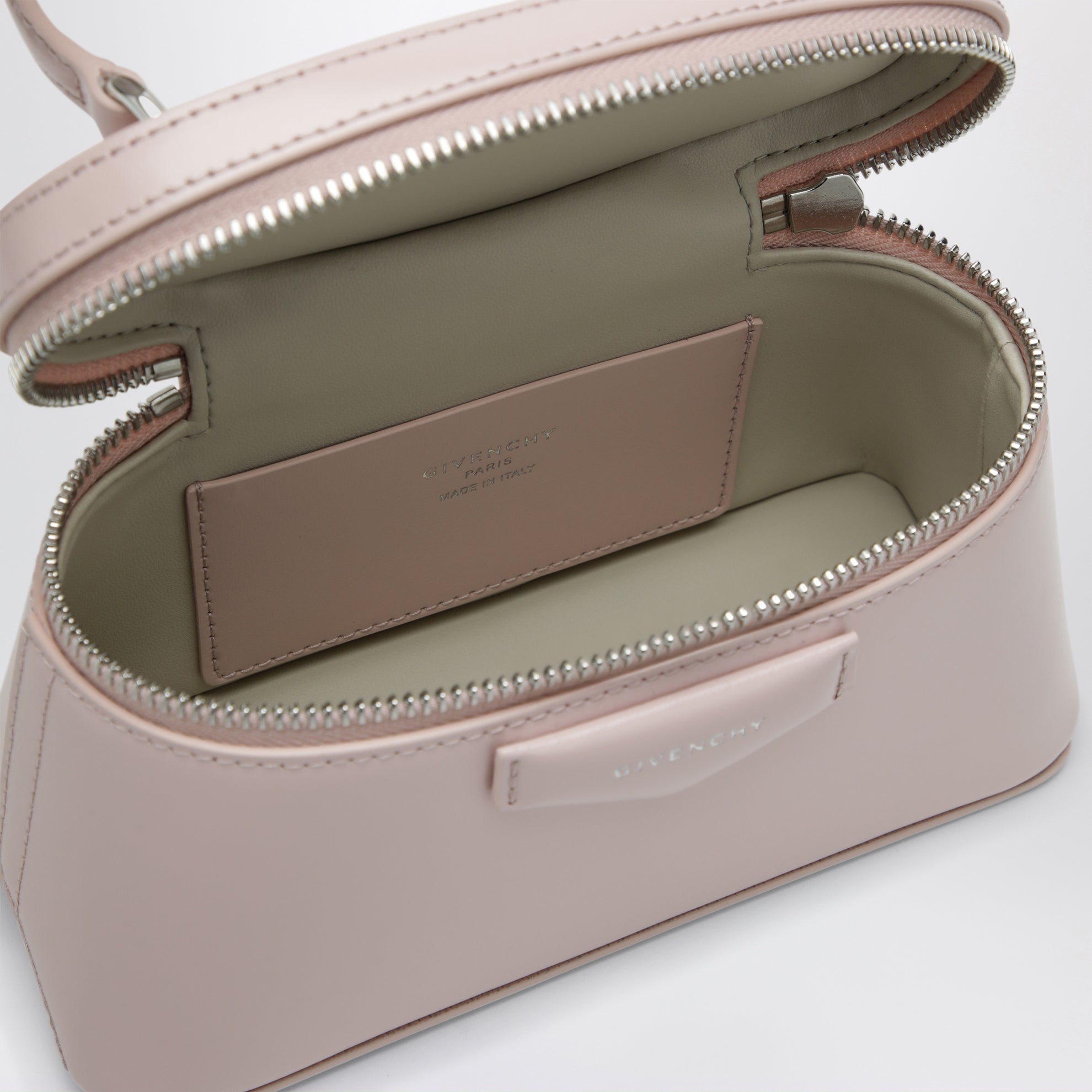Beauty case Antigona in pelle di vitello rosa