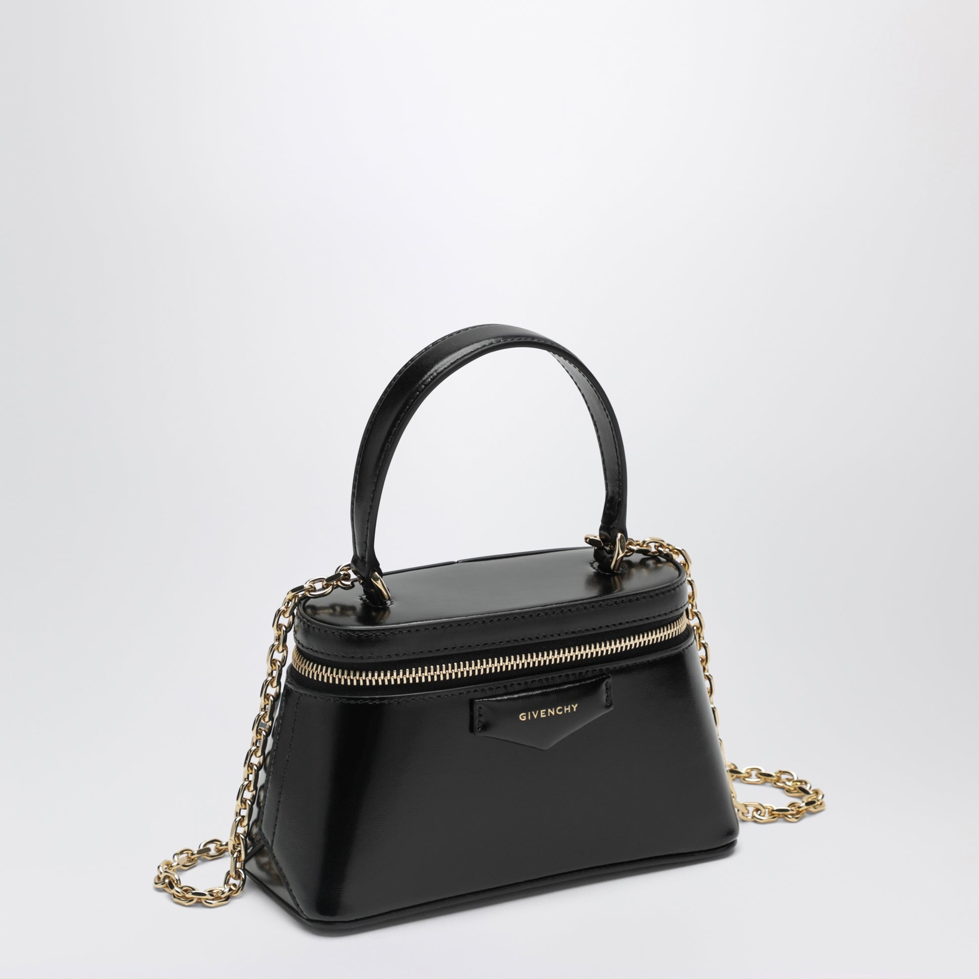 Antigona black Box leather beauty case