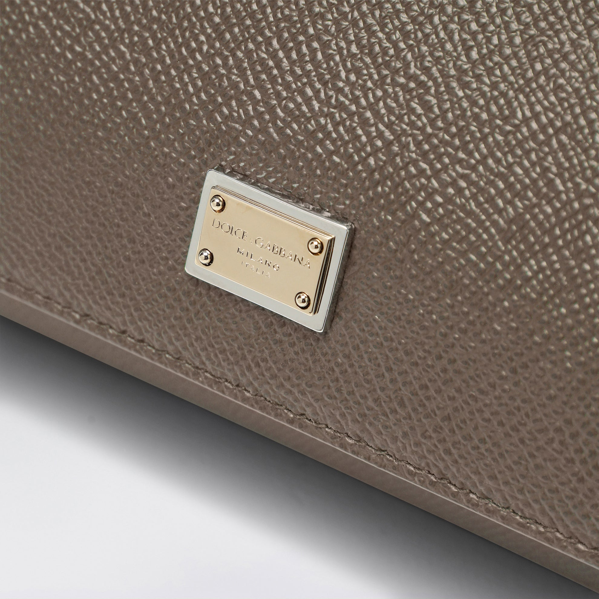 Small Sicily handbag in mud brown