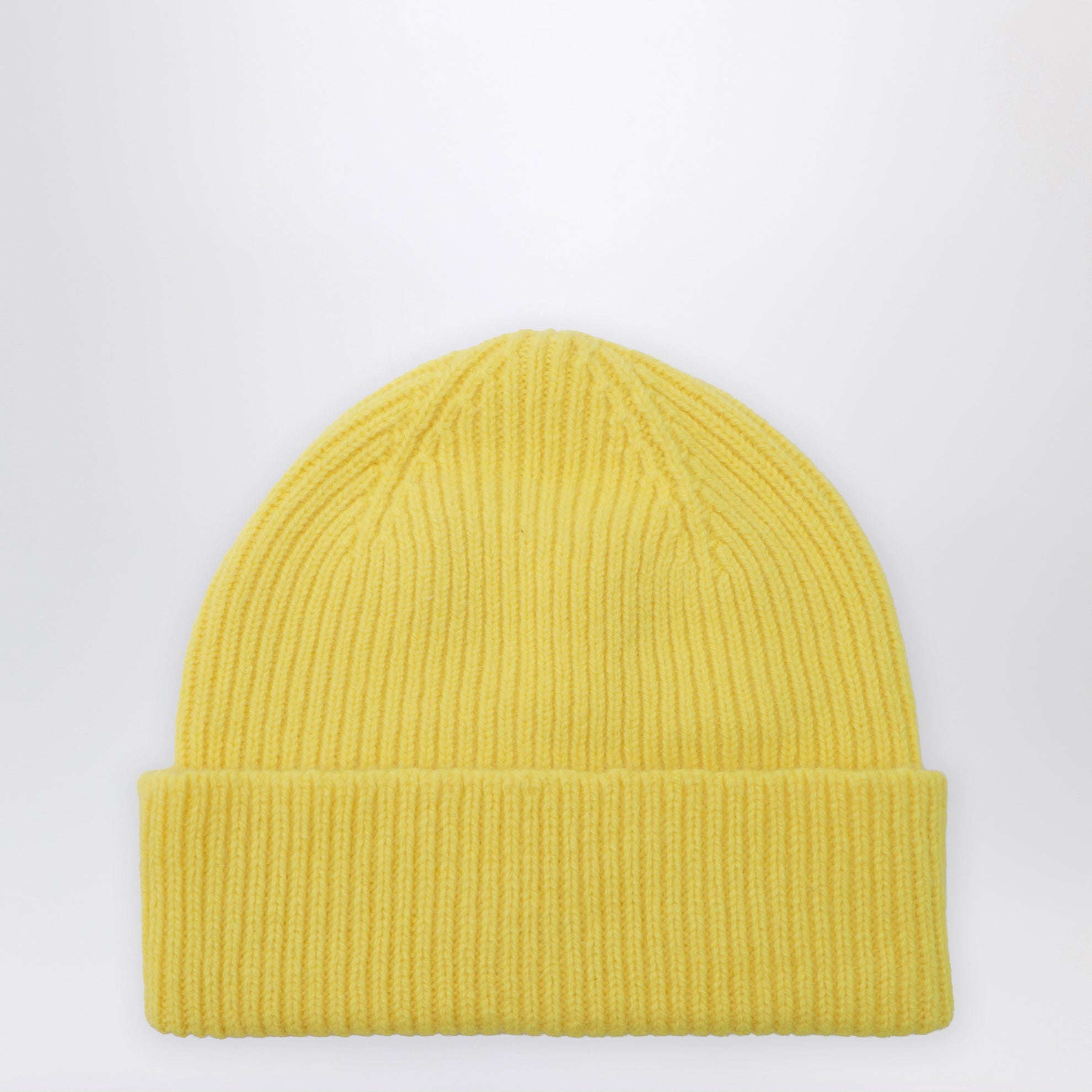 Beanie aus Wolle und Caregora in Acid Yellow