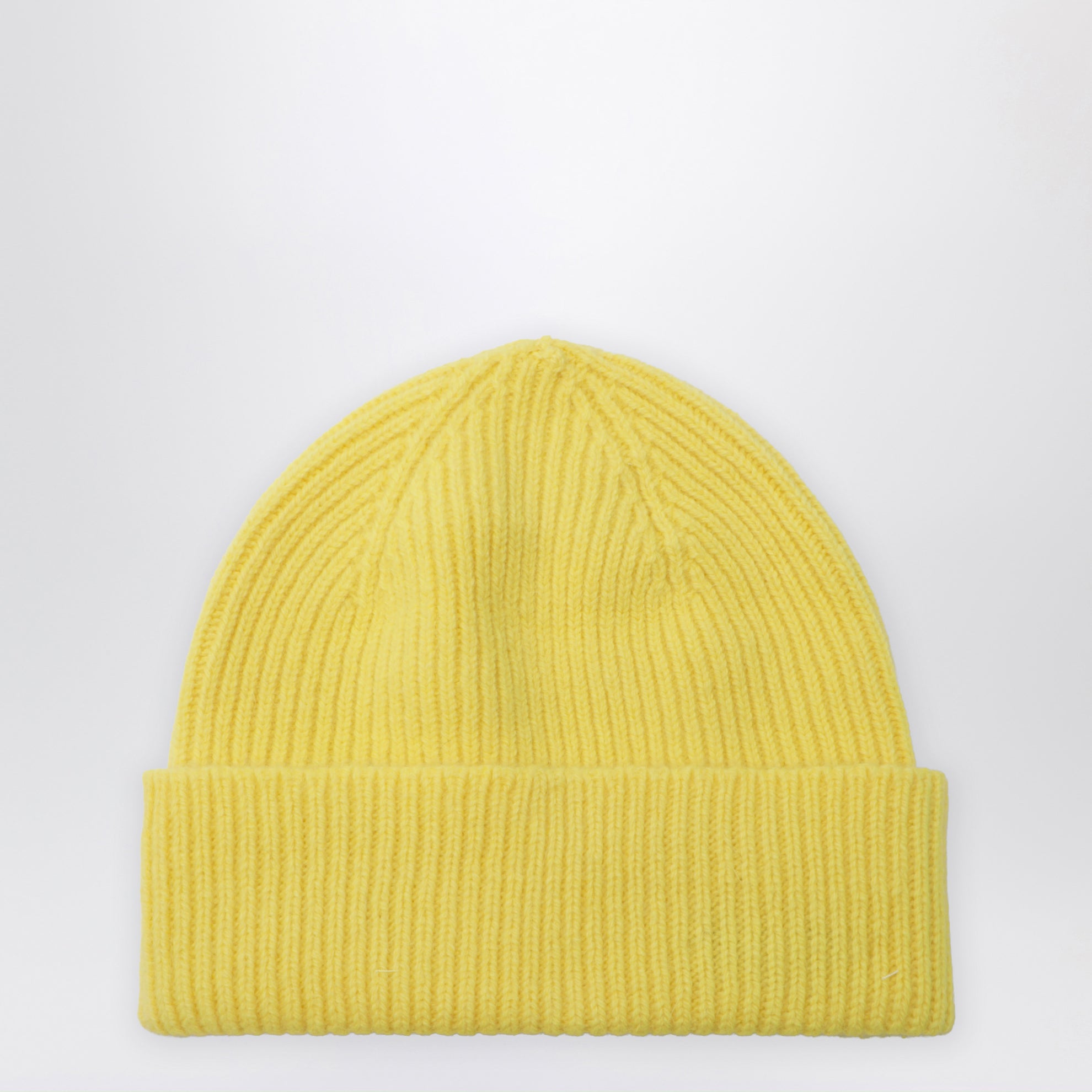 Beanie aus Wolle und Caregora in Acid Yellow
