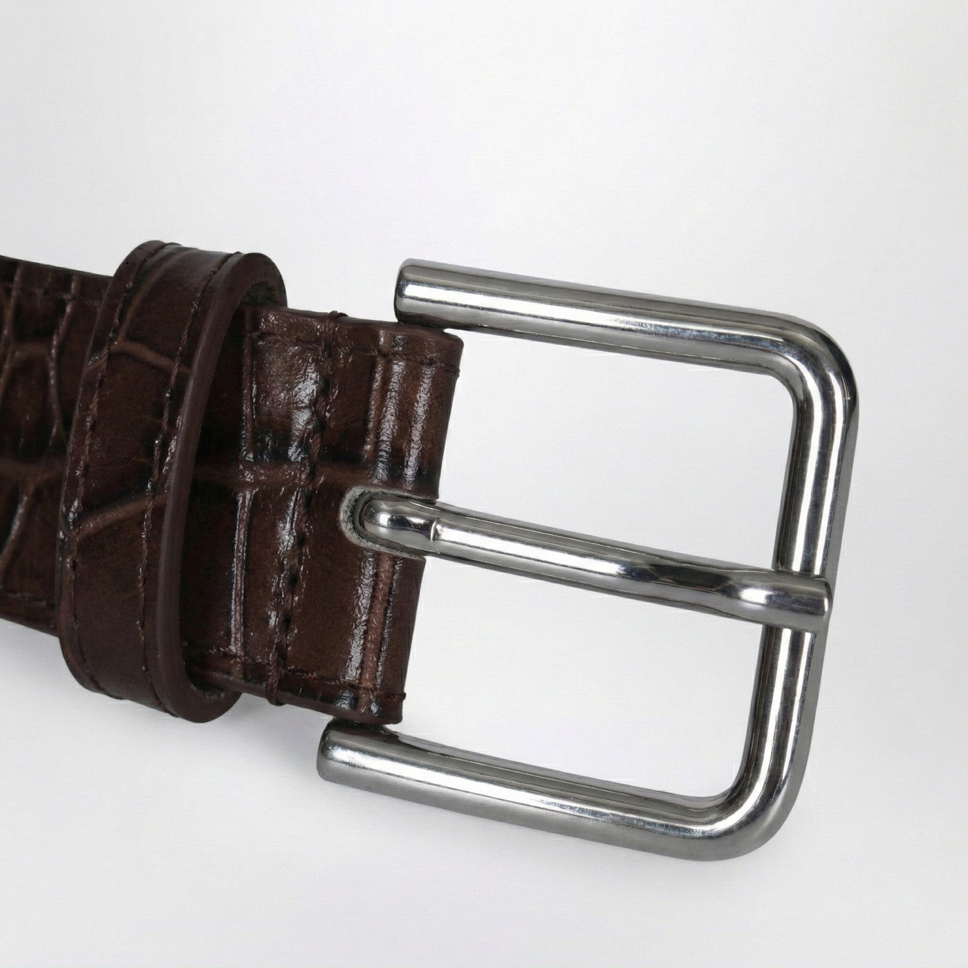 The Frankie Shop Toni Croc belt in brown patent leather with