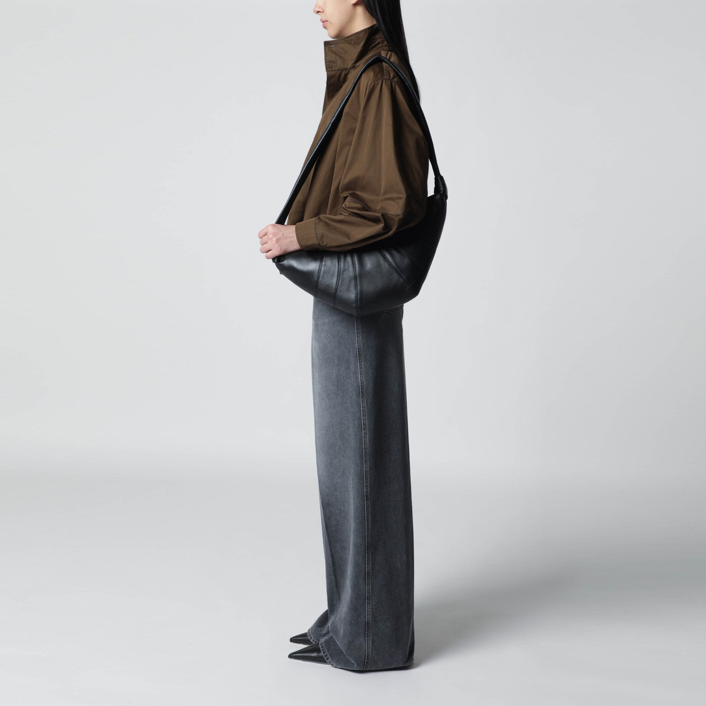 Medium black Croissant bag
