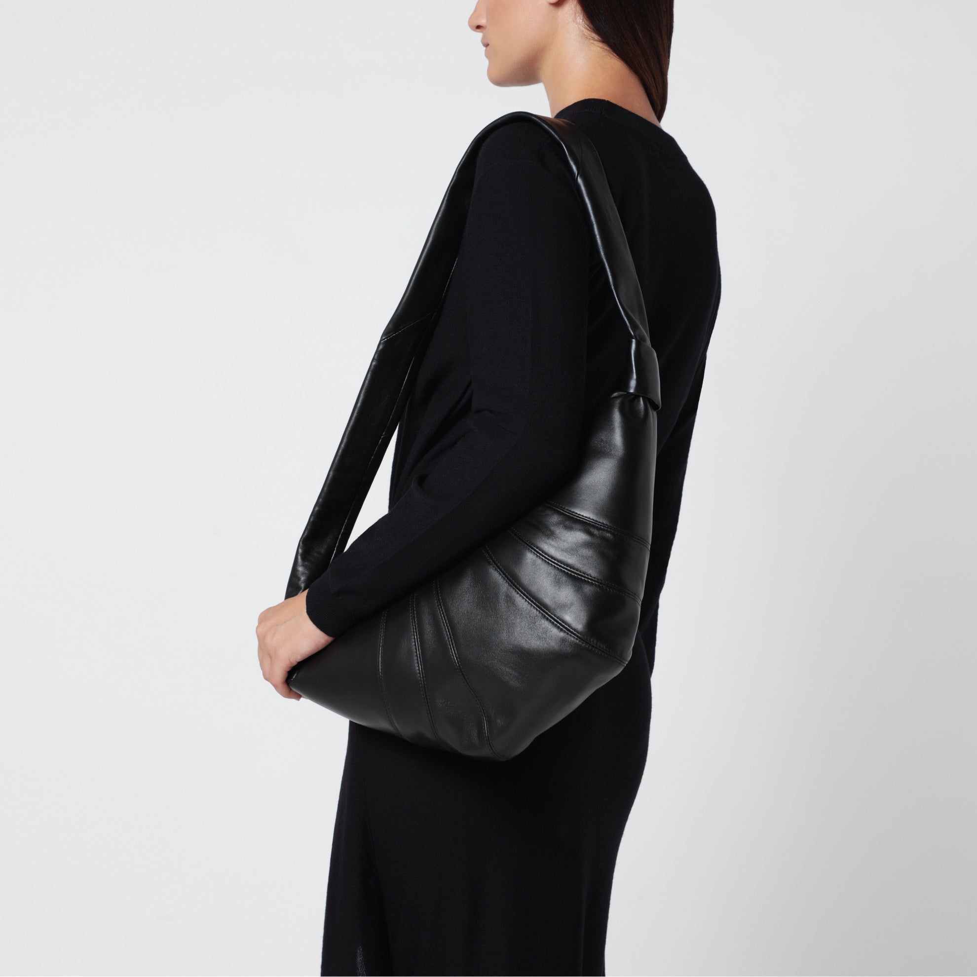 Medium black Croissant bag