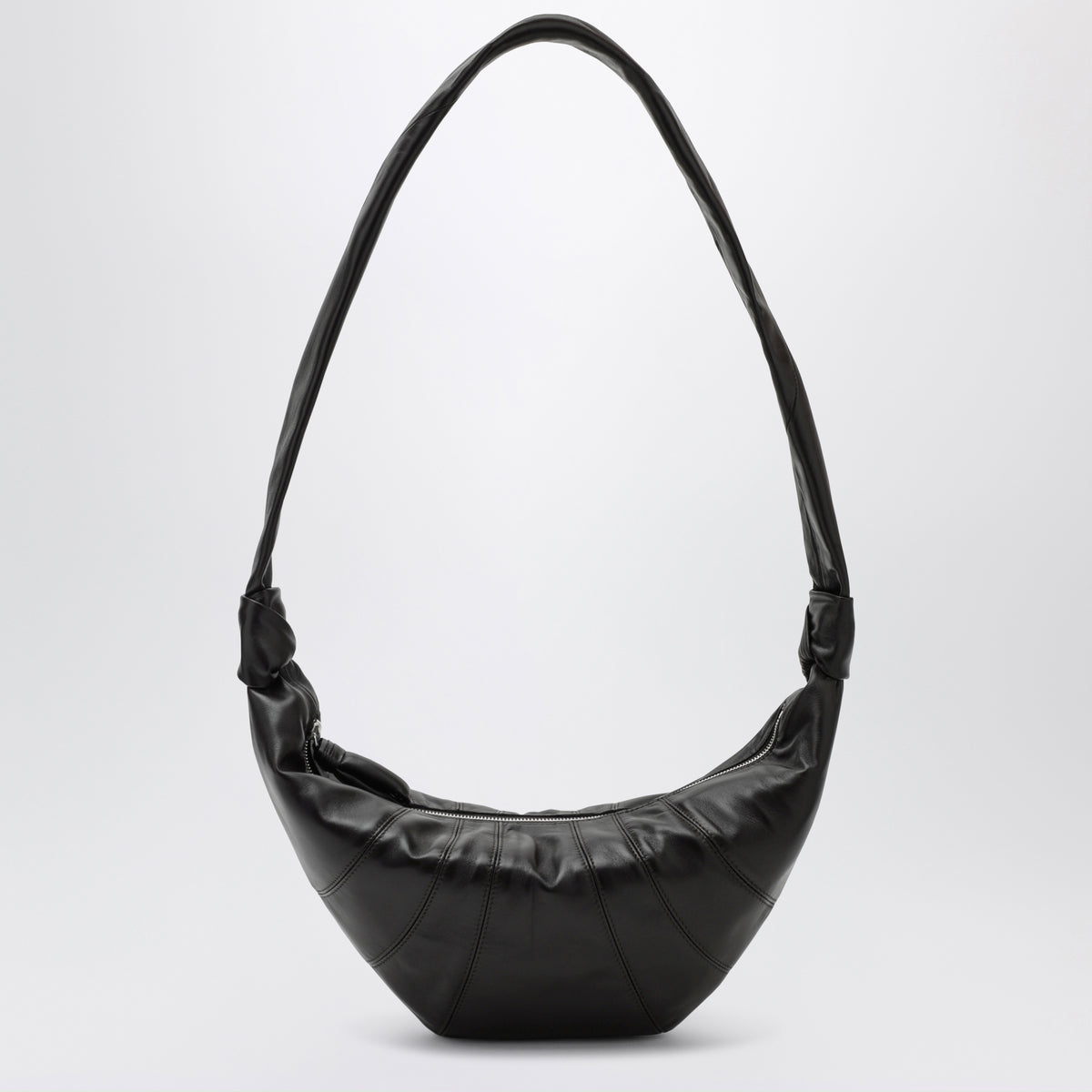  Mittelgroße braune Tasche Croissant