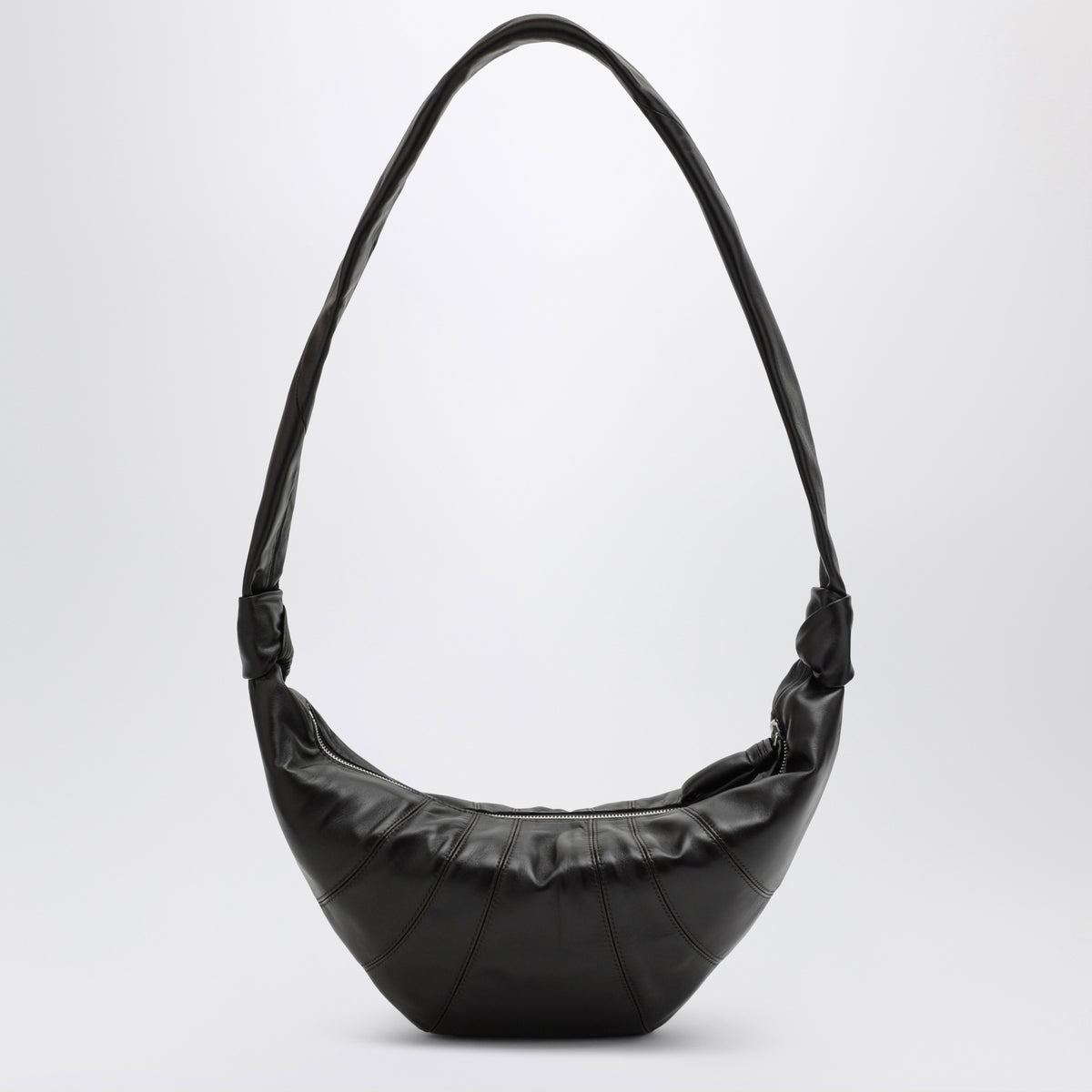  Mittelgroße braune Tasche Croissant