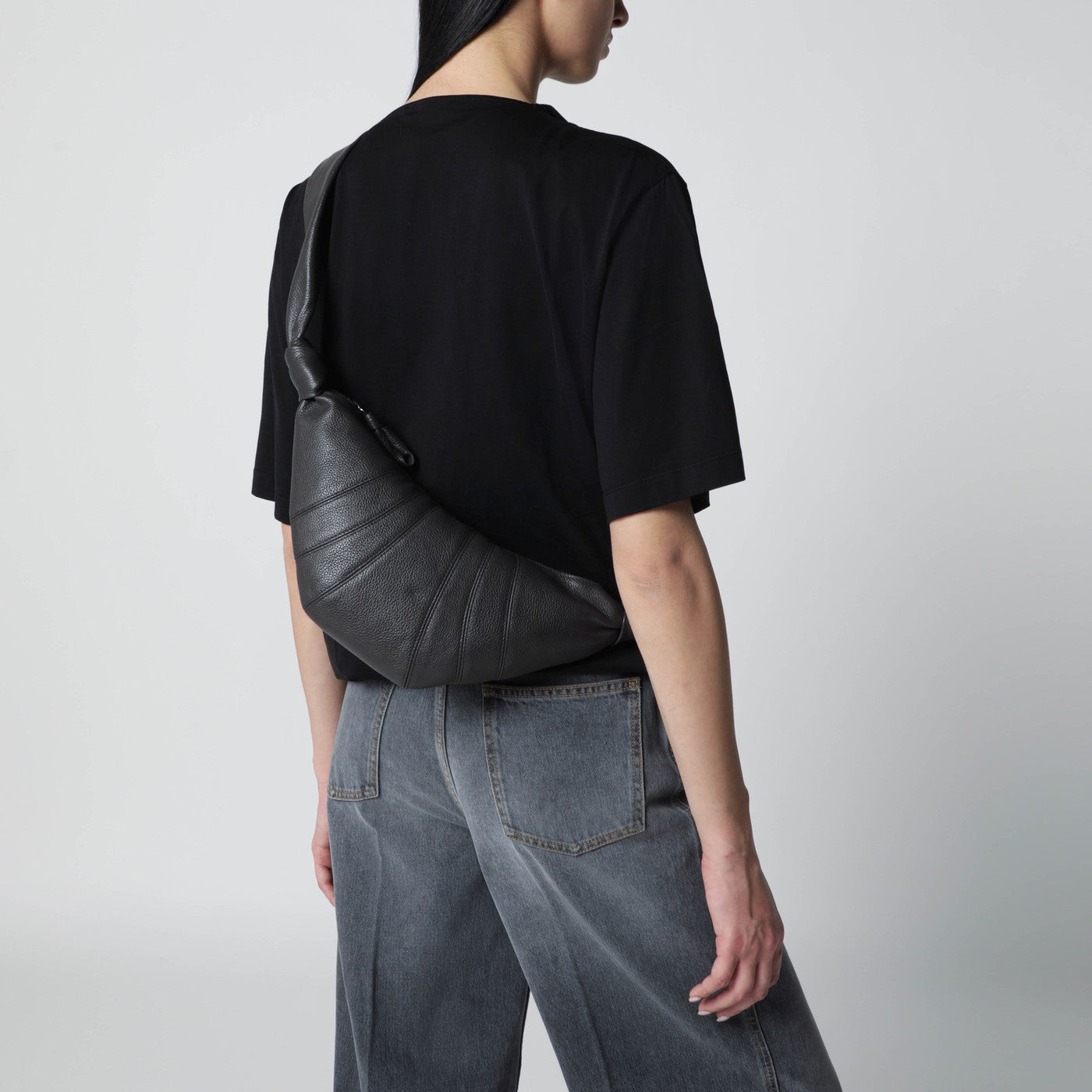 Croissant Tasche klein in Dunkelbraun