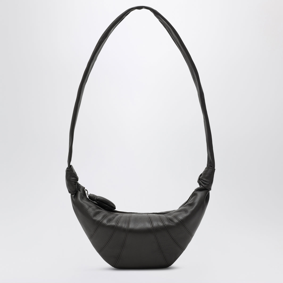 Kleine braune Croissant Tasche aus Leder