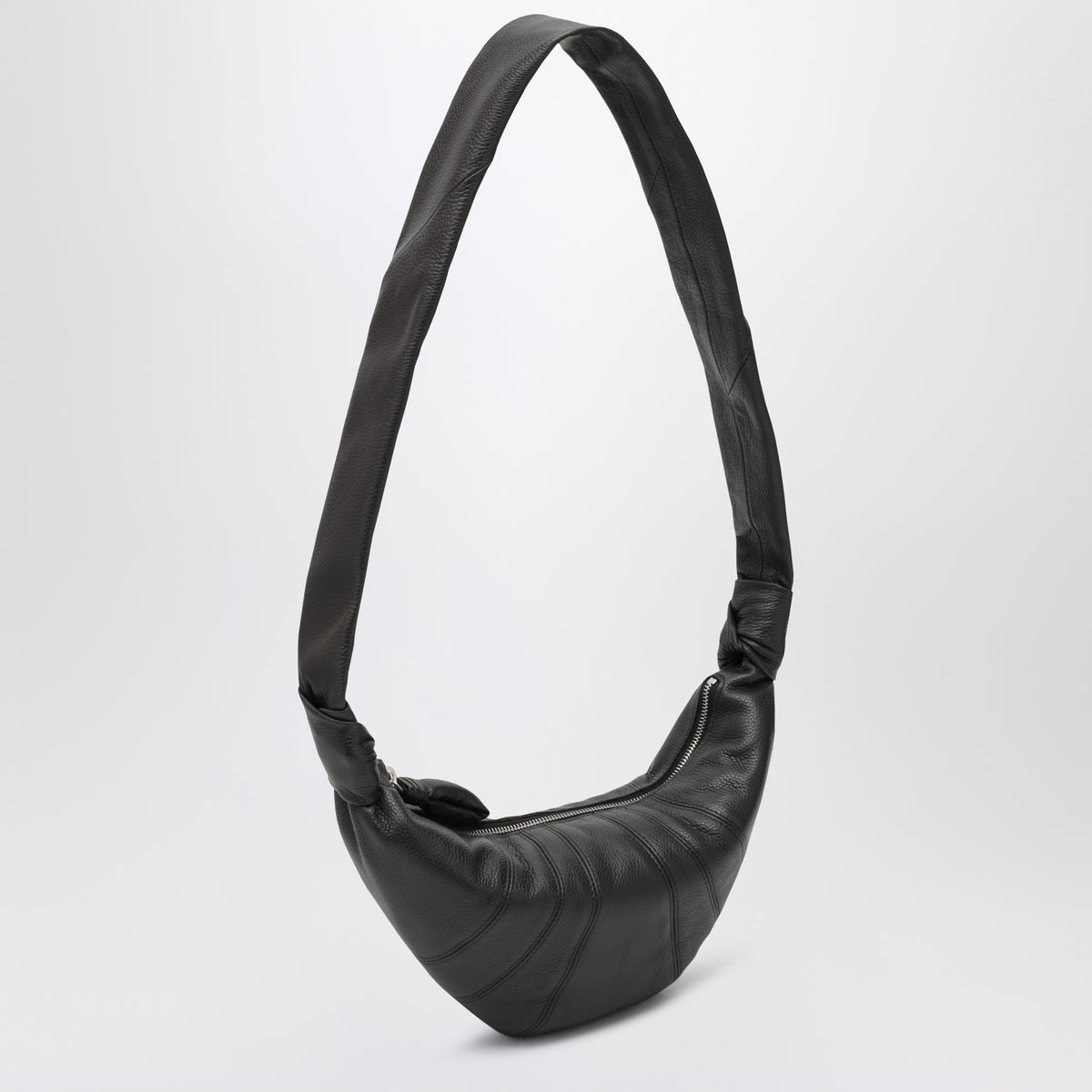 Kleine braune Croissant Tasche aus Leder