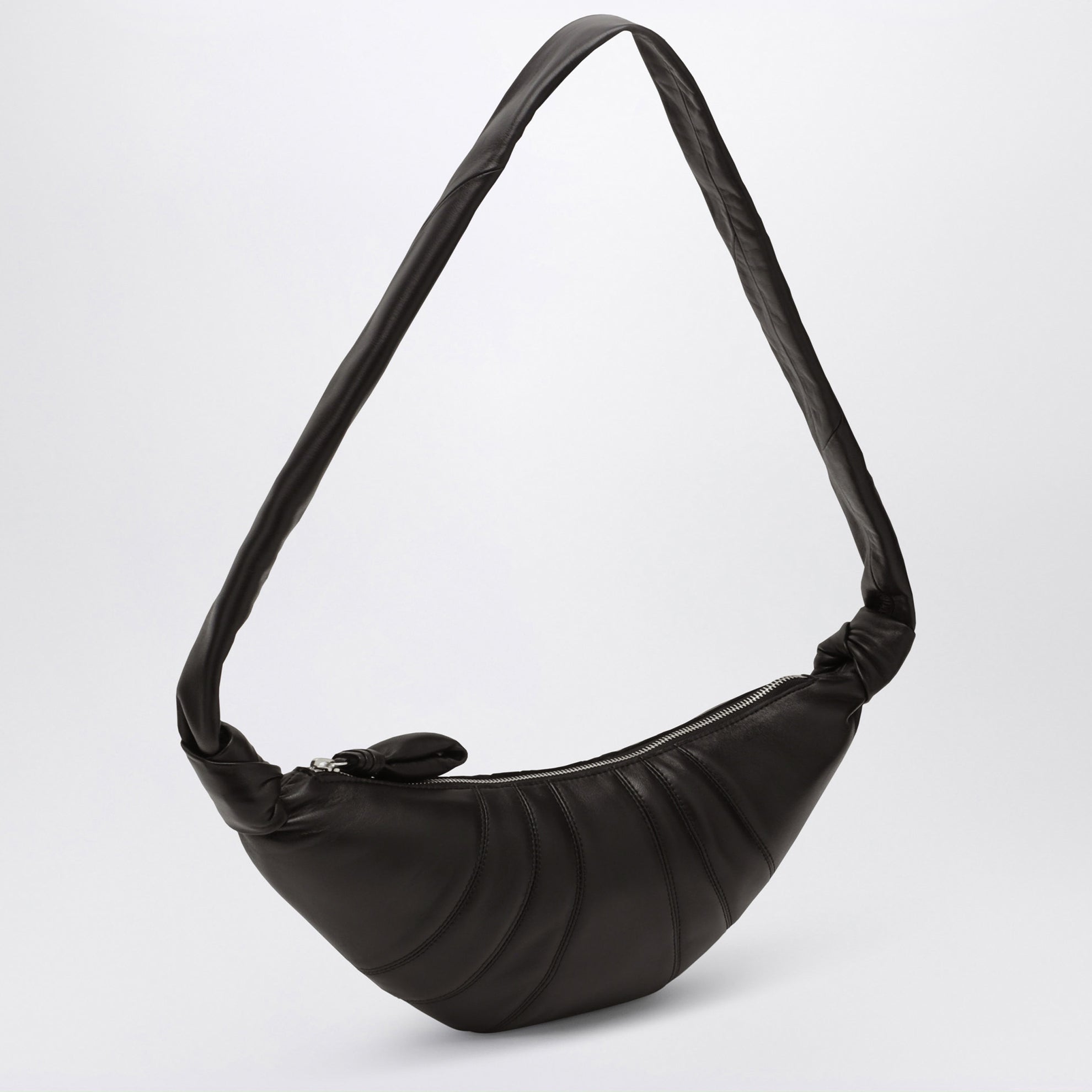  Kleine schwarze Tasche Croissant