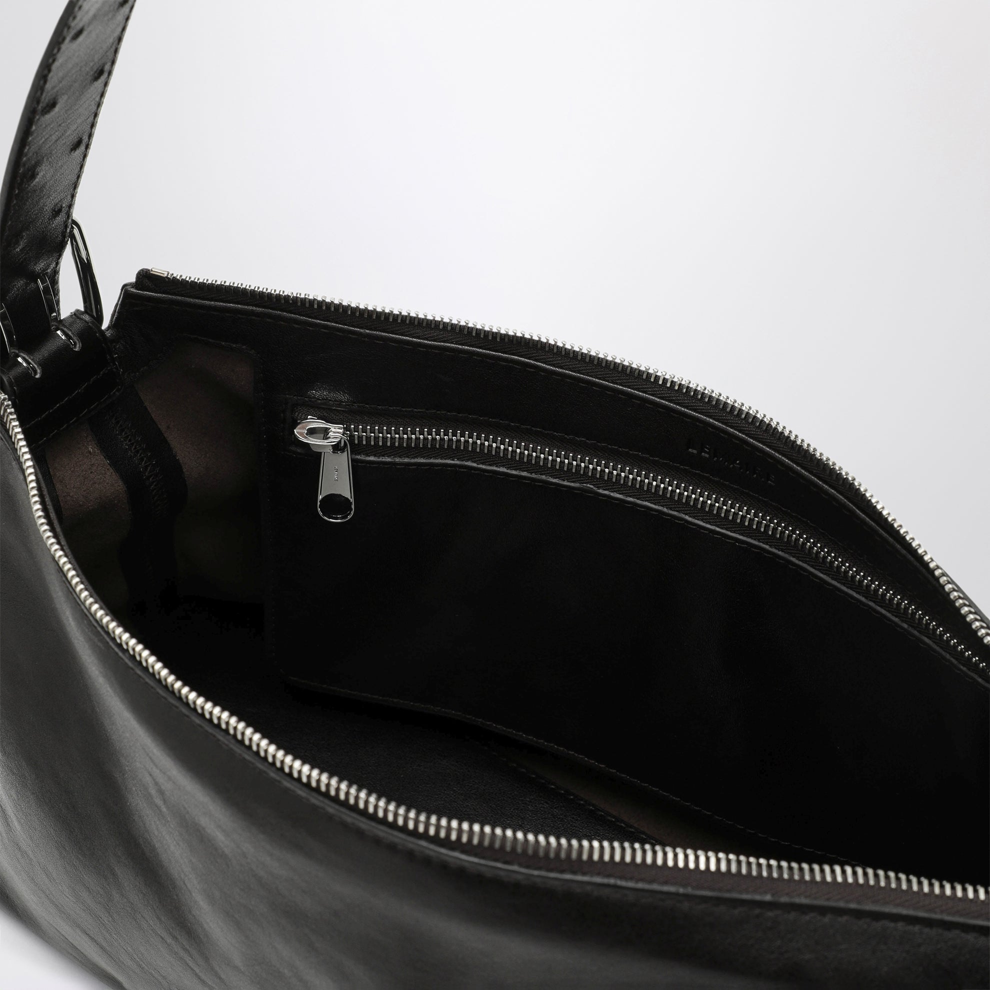 sac baguette en cuir marron foncé
