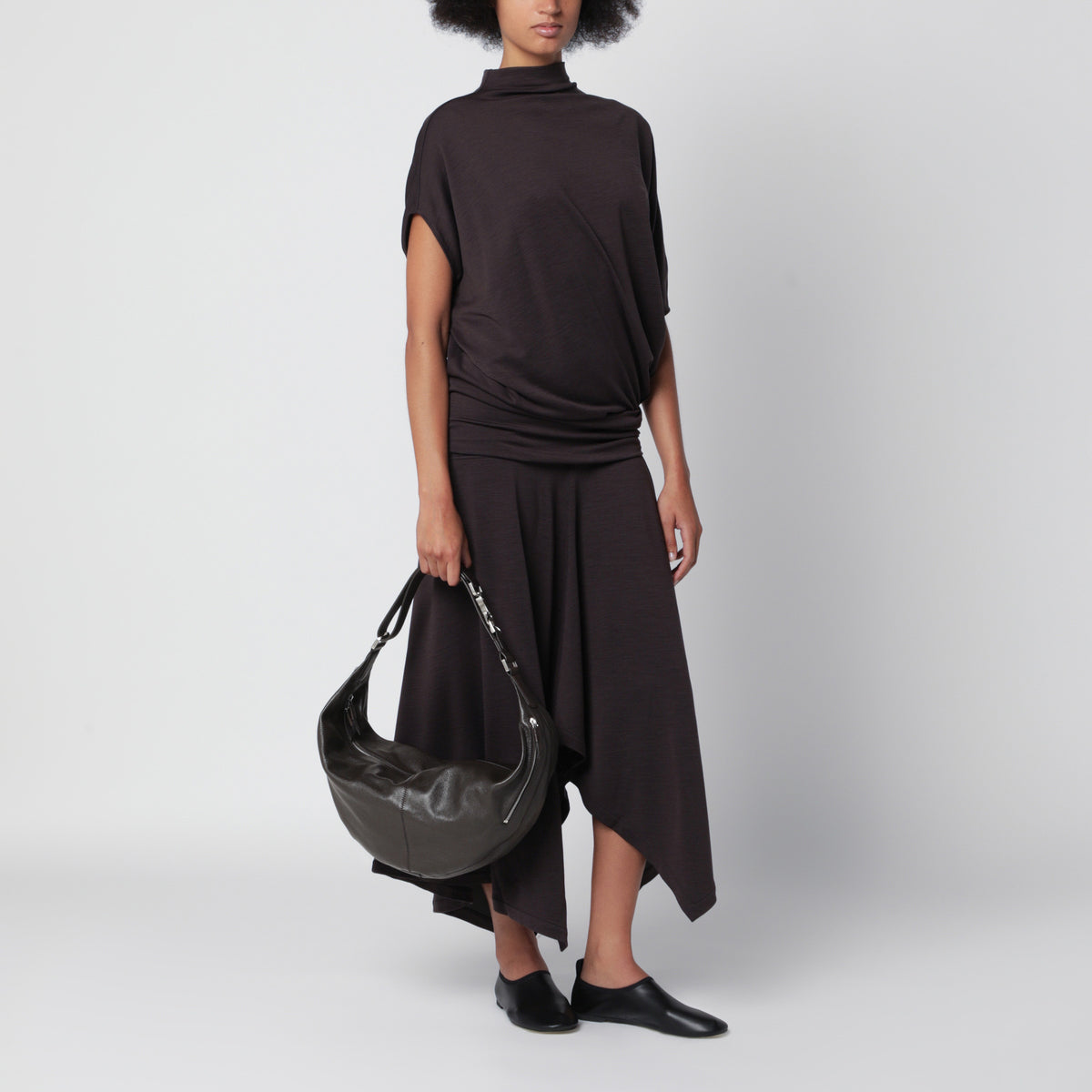 Dark brown Quiver Clip bag in leather