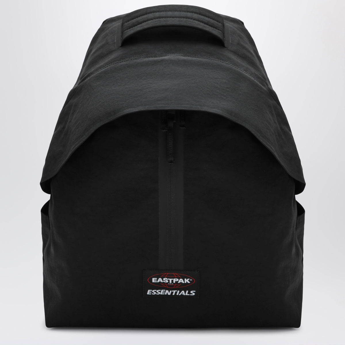 Zaino Essentials nero in nylon