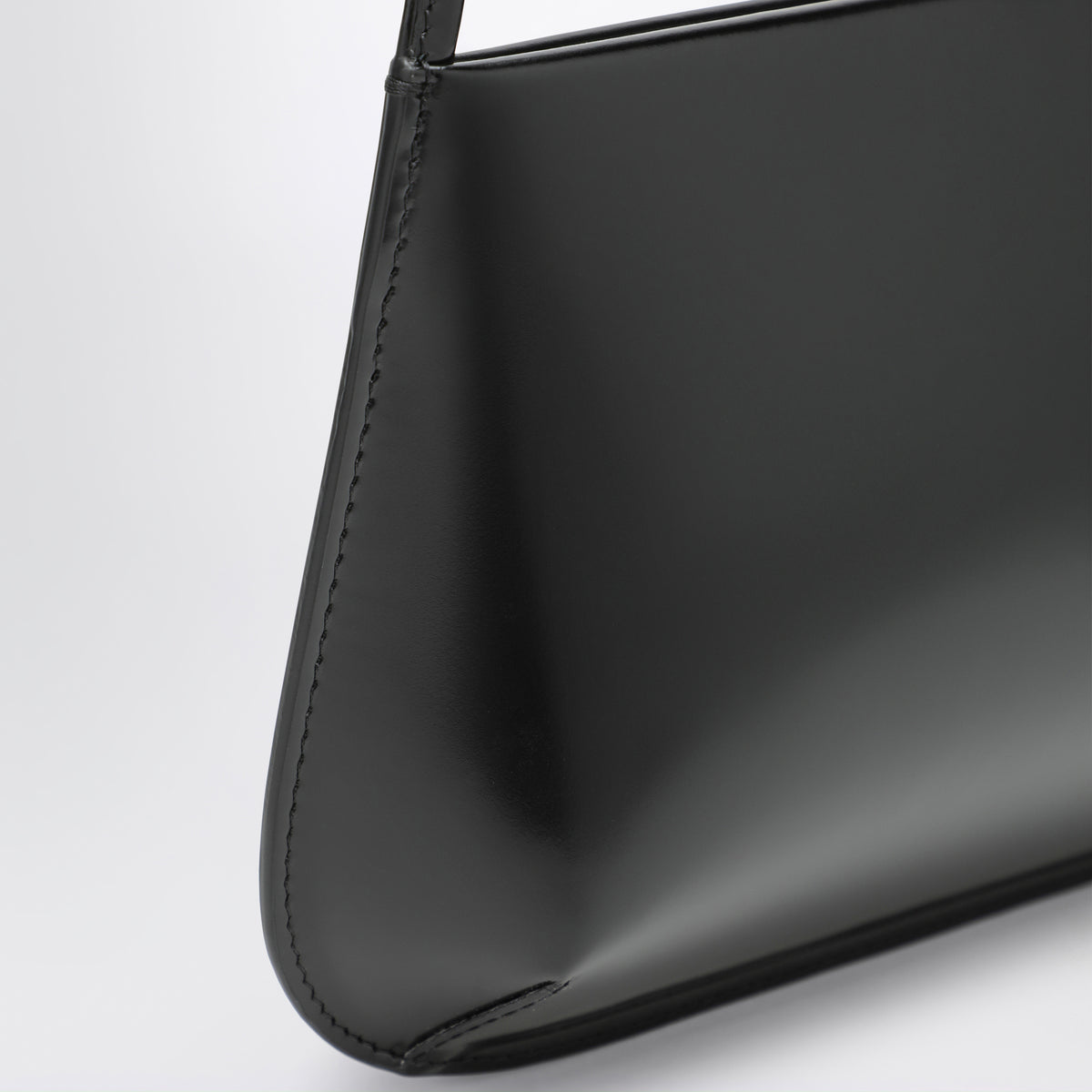 Black Bra bag in brushed leather