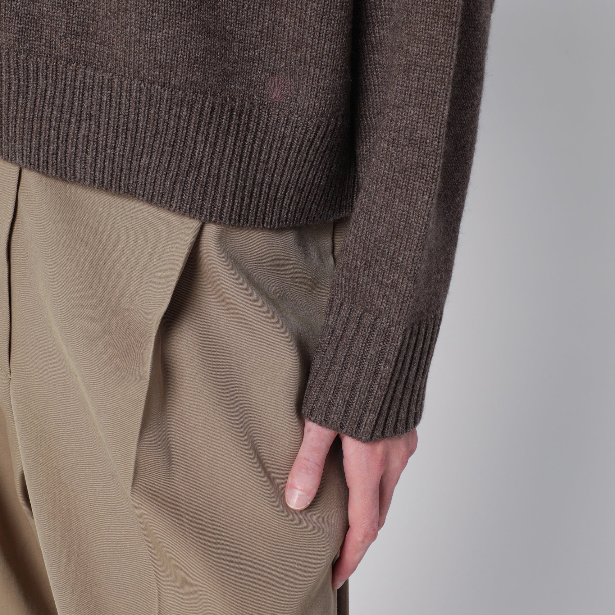 Briha sweater in taupe wool and cashmere