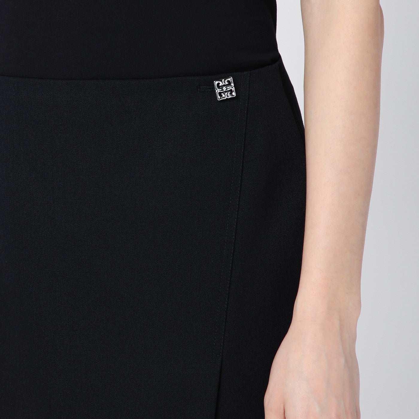 Black wool skirt with metal button 4G