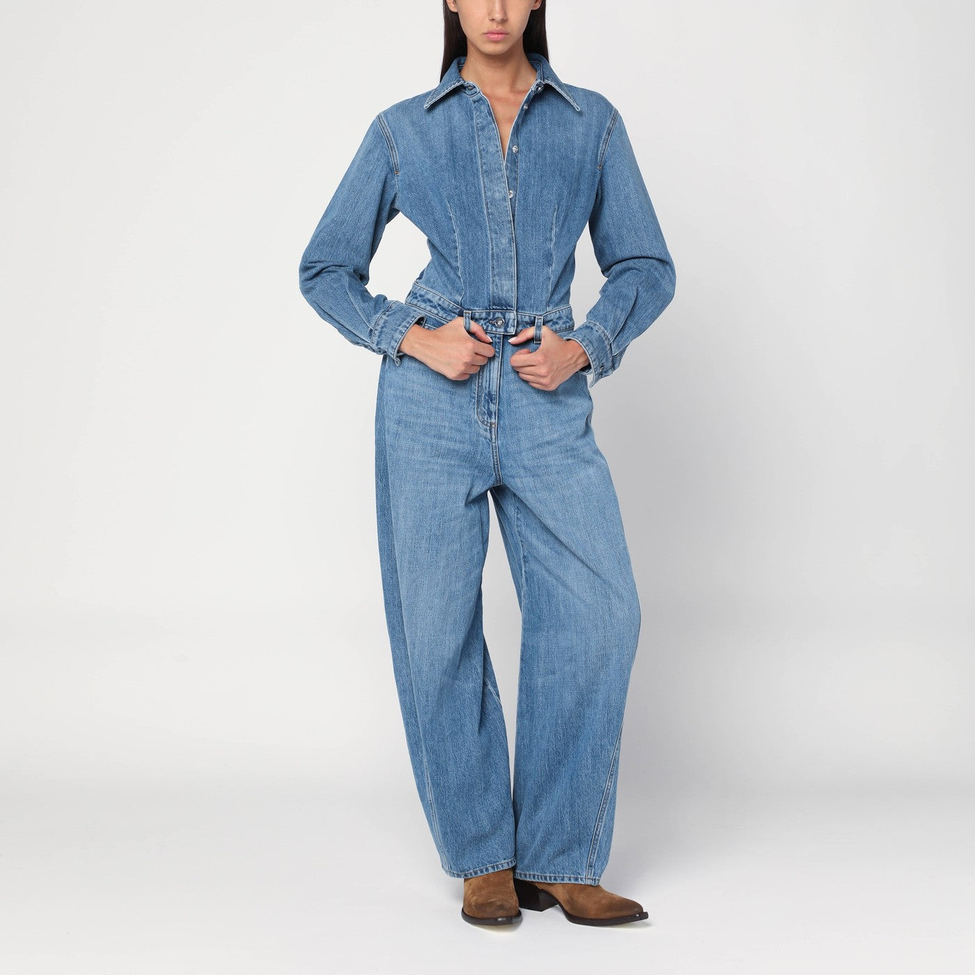 Tuta blu chiaro in denim